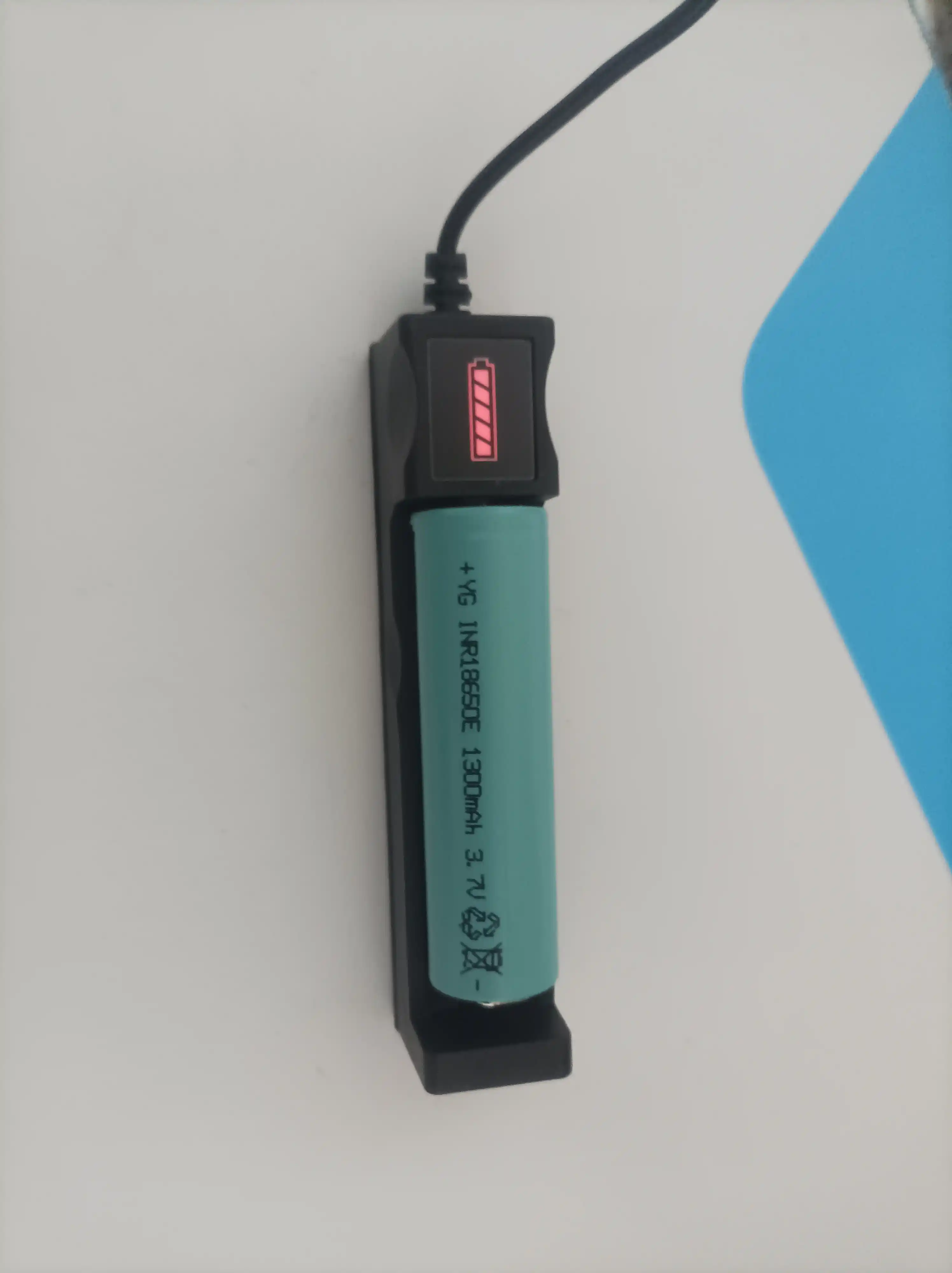 18650 TG-188 akumulyator batareyalari uchun USB zaryadlovchi