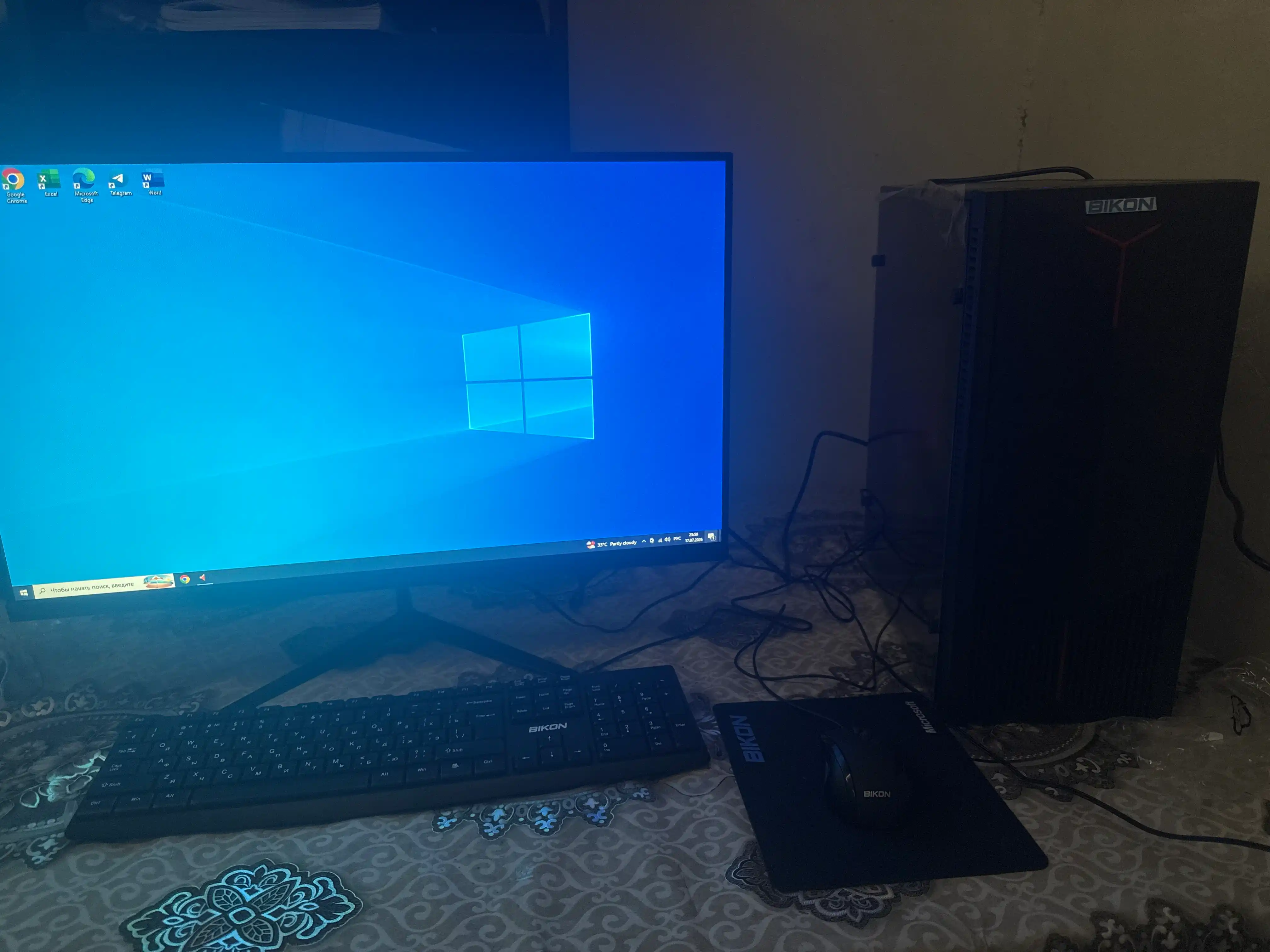 Ofis, uy va o'qish uchun shaxsiy kompyuter, Windows o'rnatilgan, Intel Core i5, 256 GB SSD