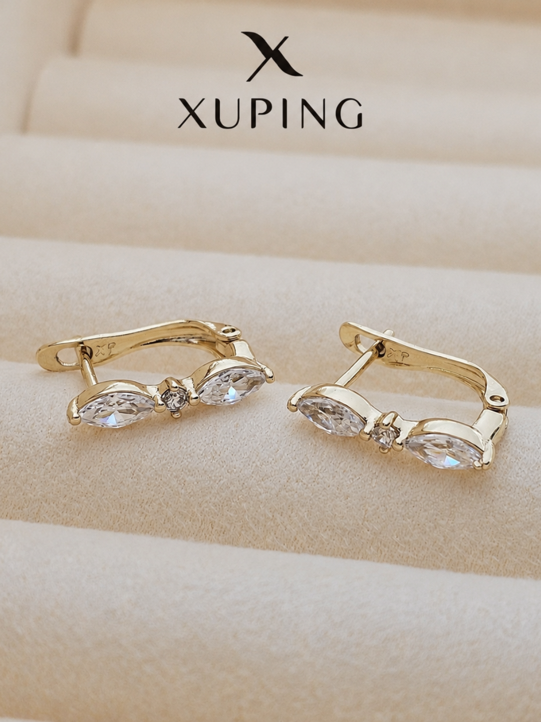 Xuping brendining oltin rangli ayollar ziraklari - 