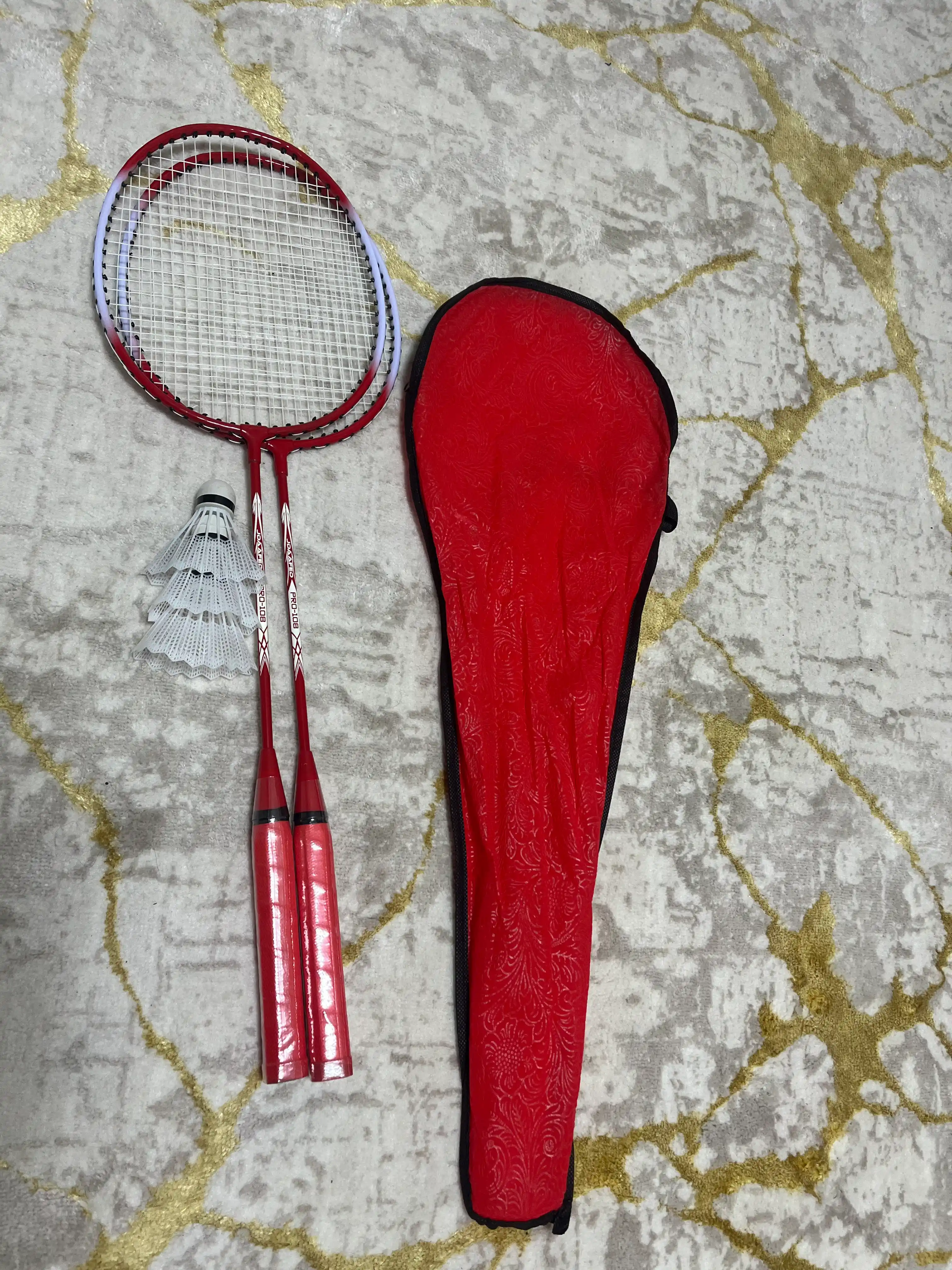 Набор для бадминтона Yonex (2 ракетки + воланы + чехлы)