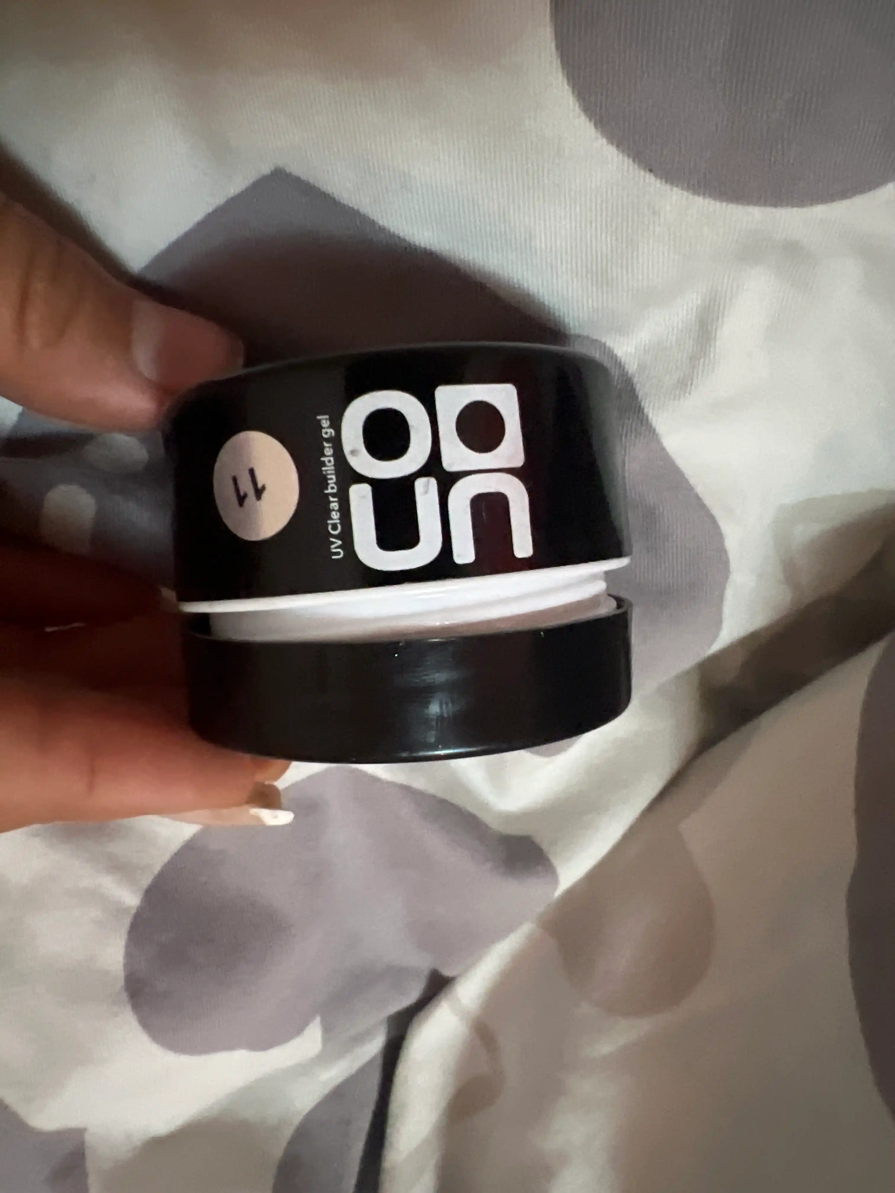 UNO Builder Gel — универсальный гель, для укрепления и моделирования ногтей