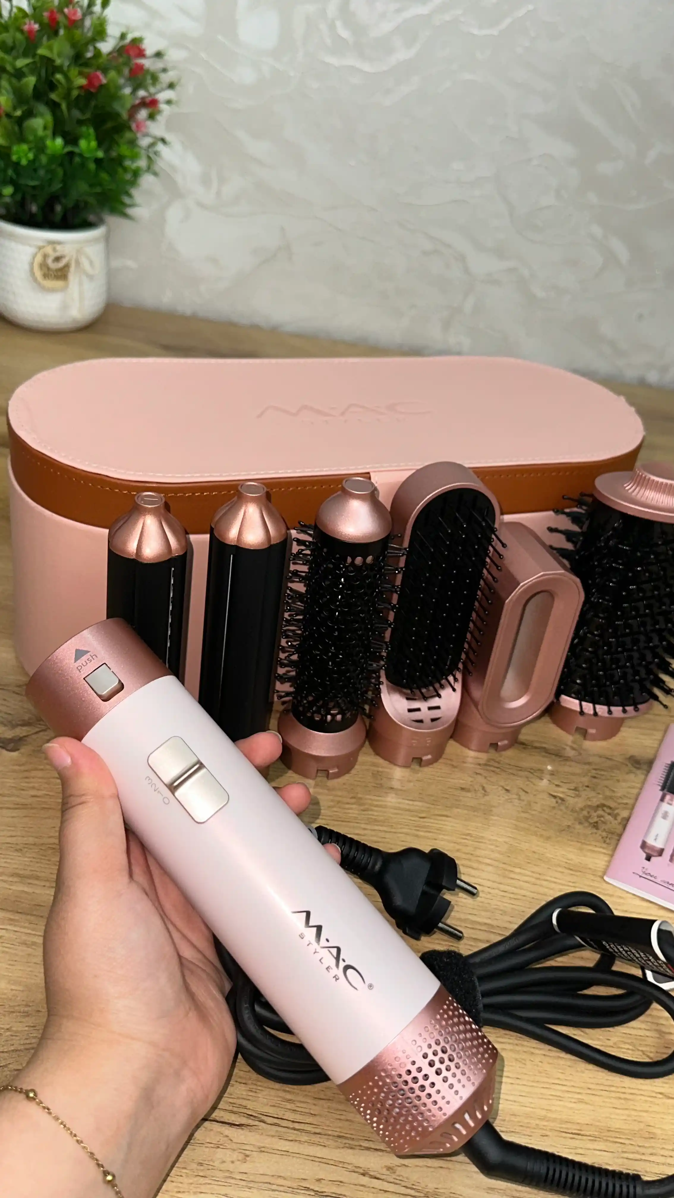 Professional fen Styler, Mac Styler MC-6766 fen, 6 tasi 1 da soch turmaklagichi