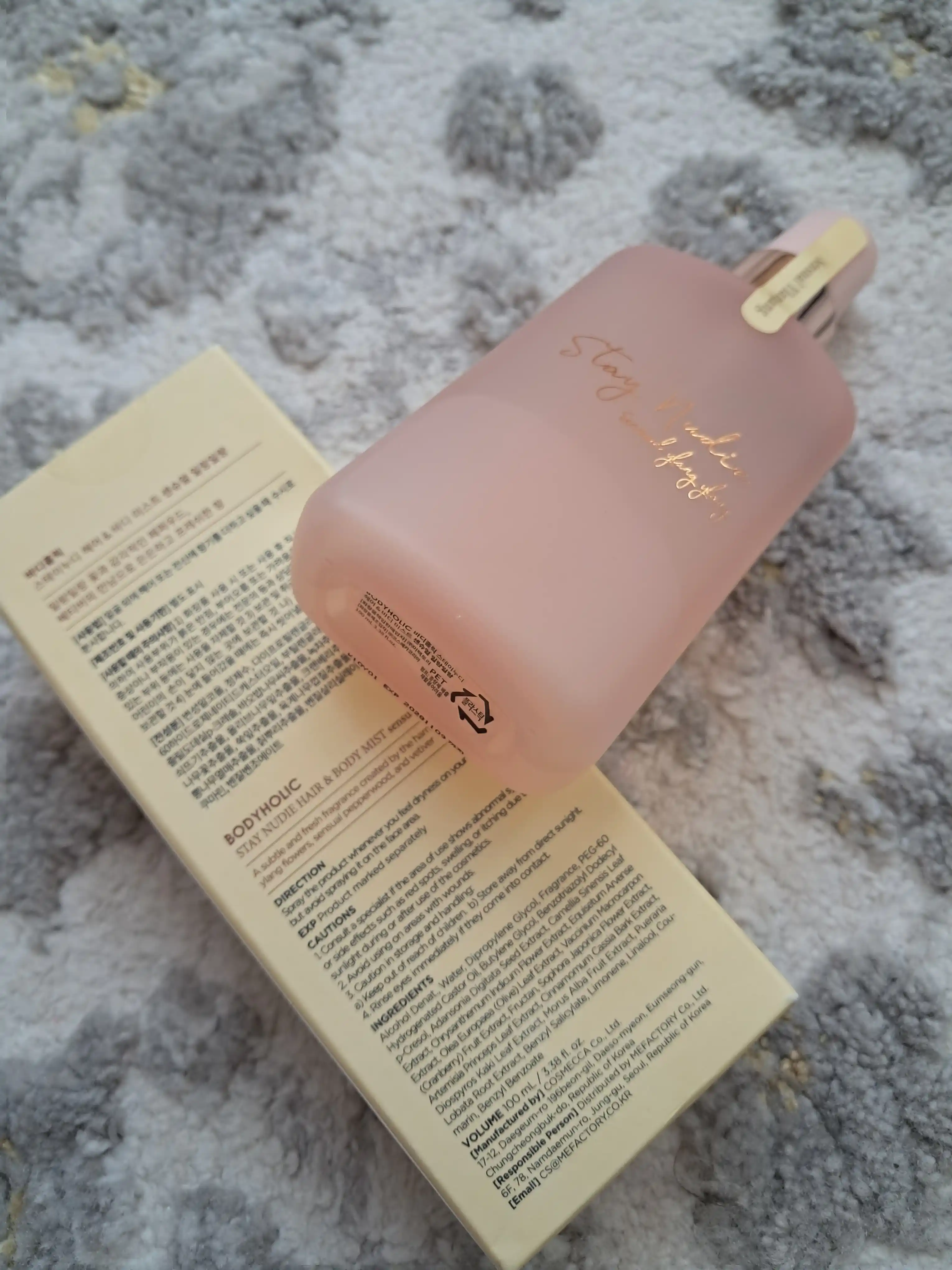 Ayollar va qizlarga tana va soch uchun parfyumni sprey, 100 ml