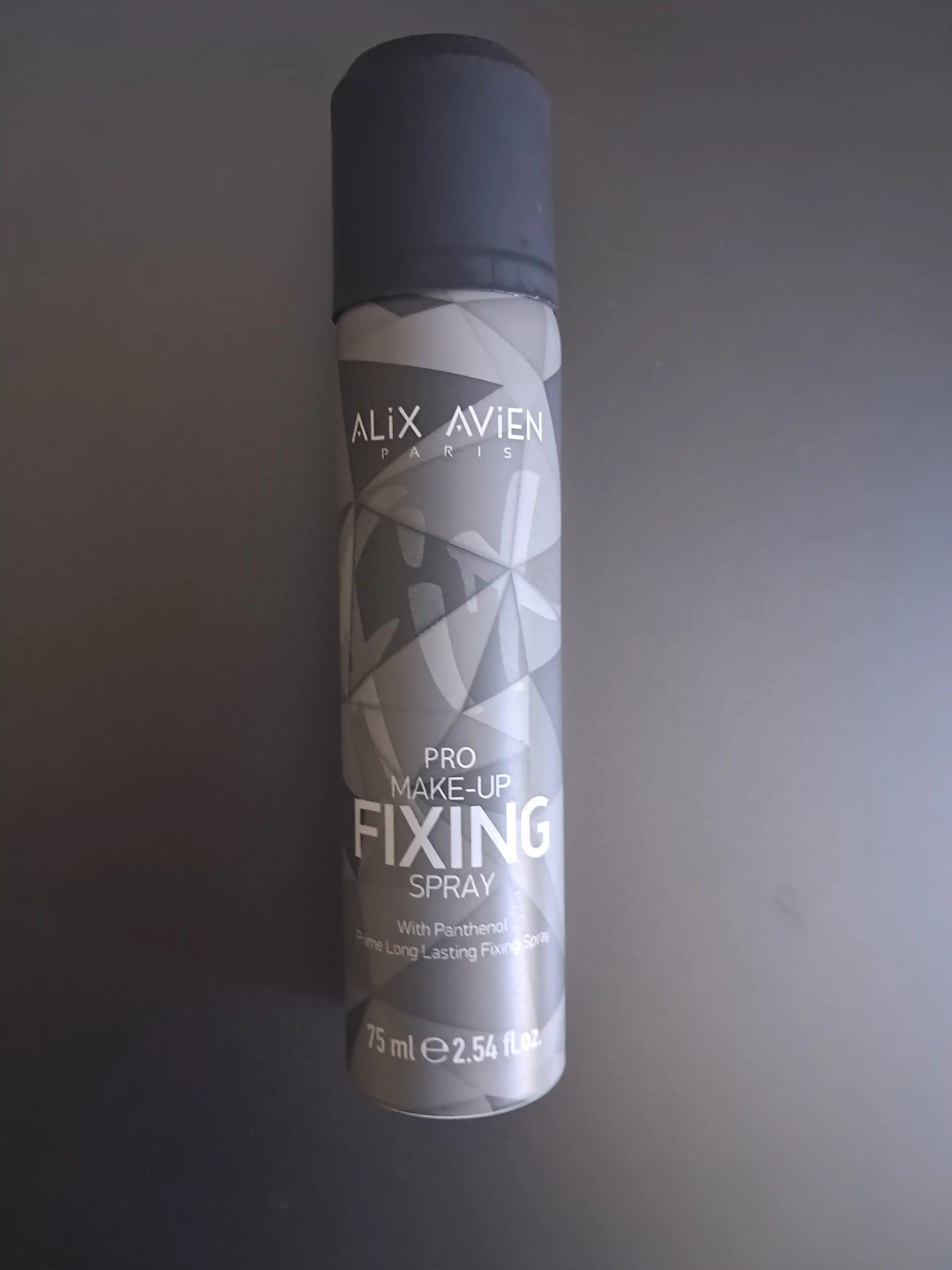 Ayollar va qizlar uchun makiyaj qotirruvchi sprey, 150ml, 75 ml