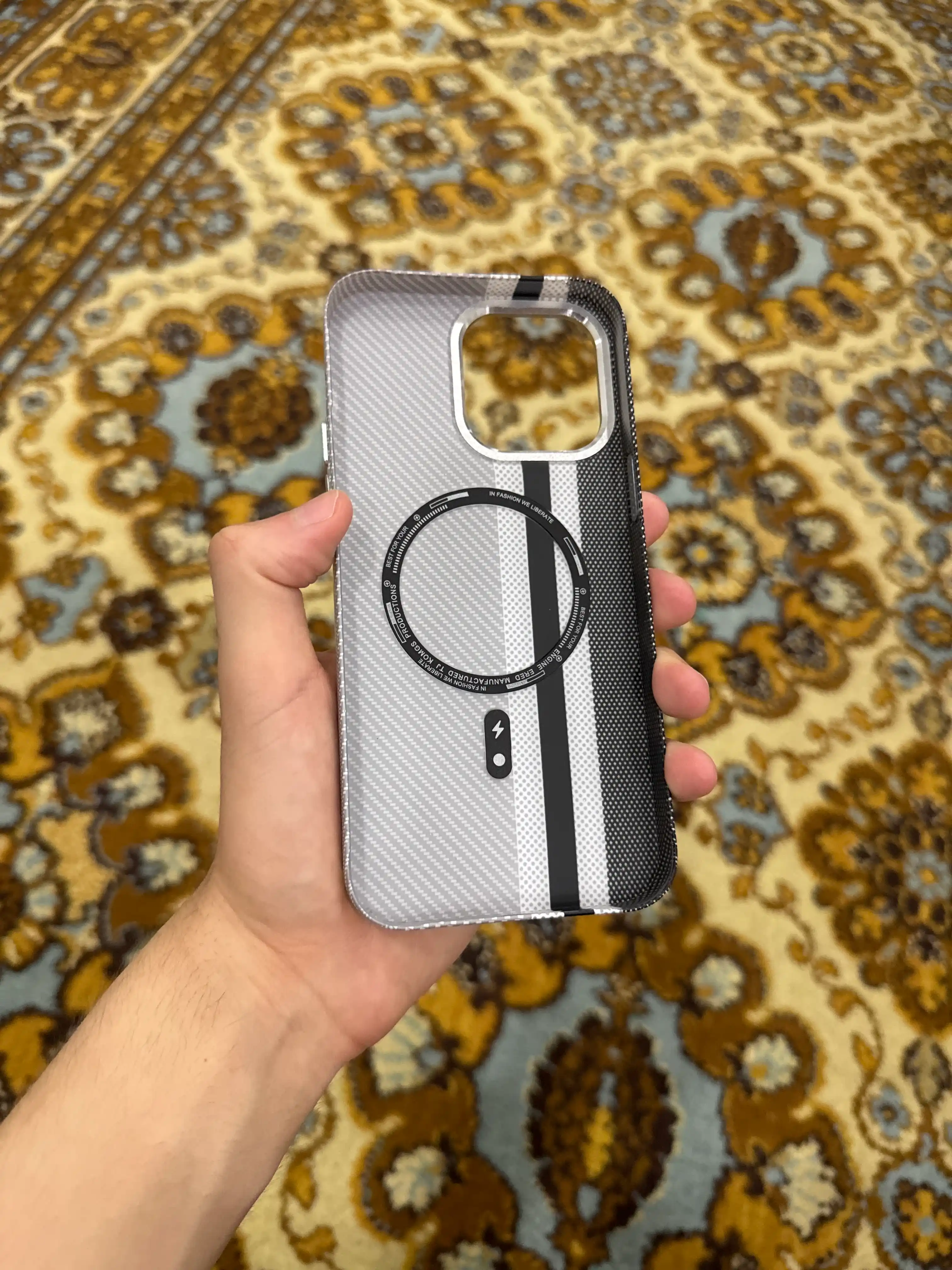 Karbon chexol iPhone 13, 14, 15, 16, 17 Pro Max, Magsafe bilan — ayfon chexol 16 Pro Max