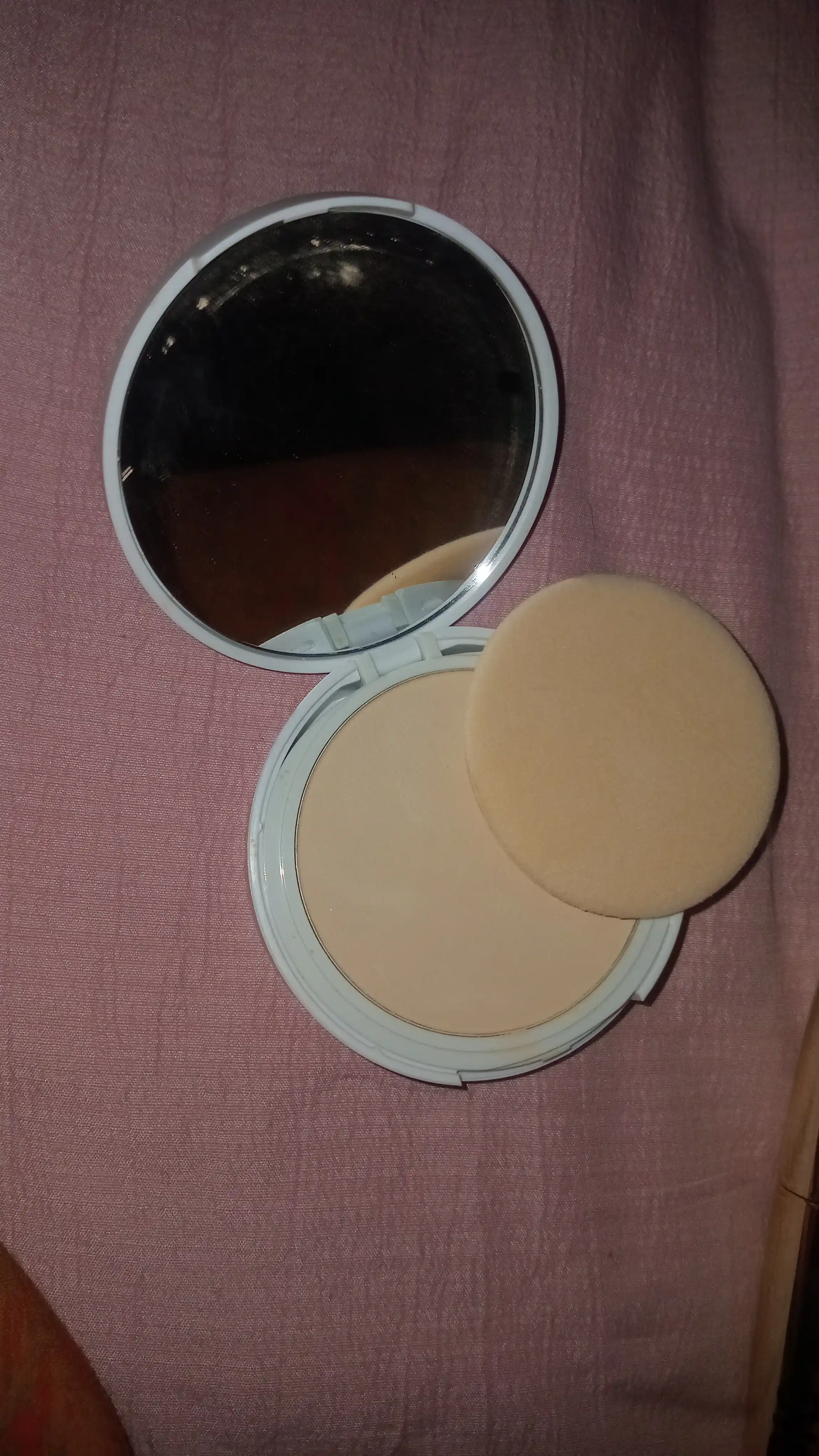 Пудра для лица Gabrini Matte Powder водостойкая, матирующая