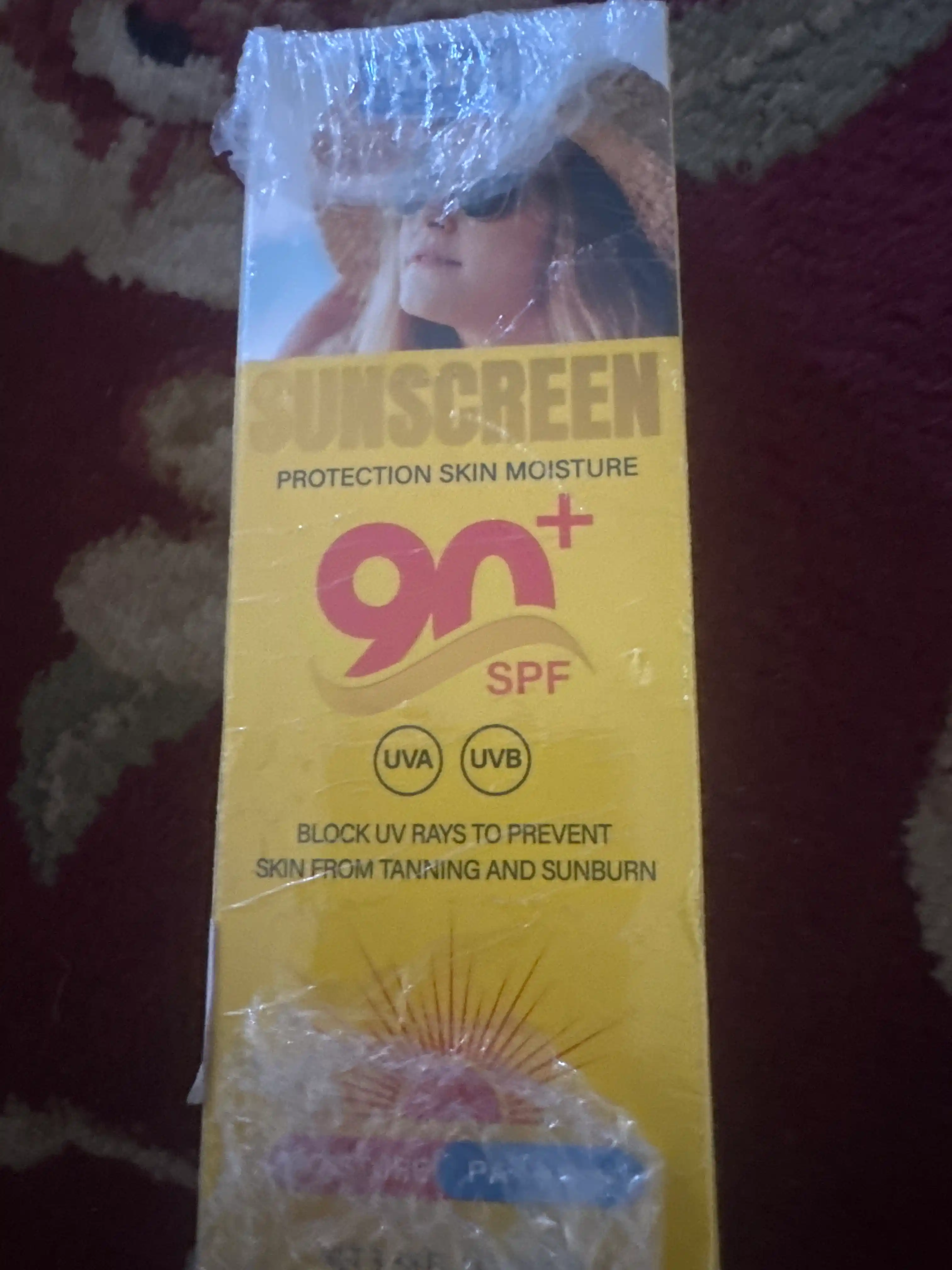 Солнцезащитный крем Vokali sunscreen  SPF +90 pa ++++