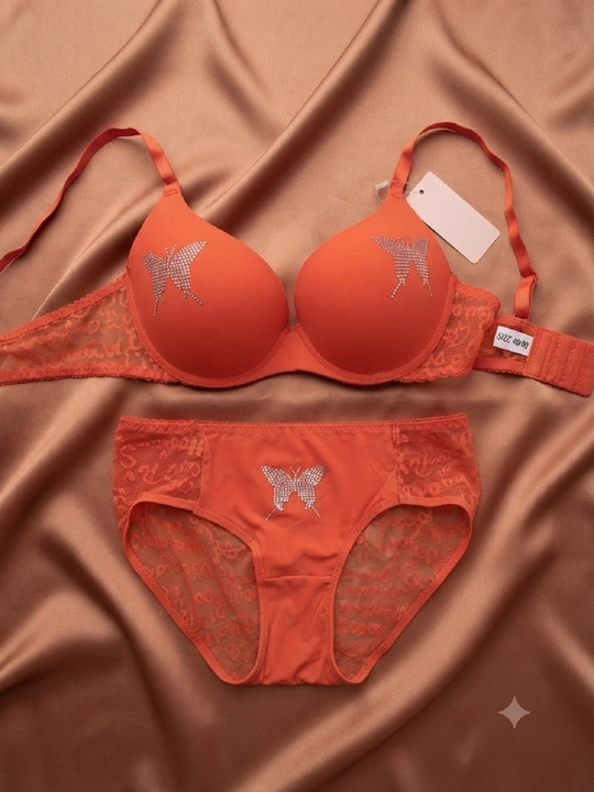 Ayollar uchun Elegant Lace ichki kiyim to‘plami - 