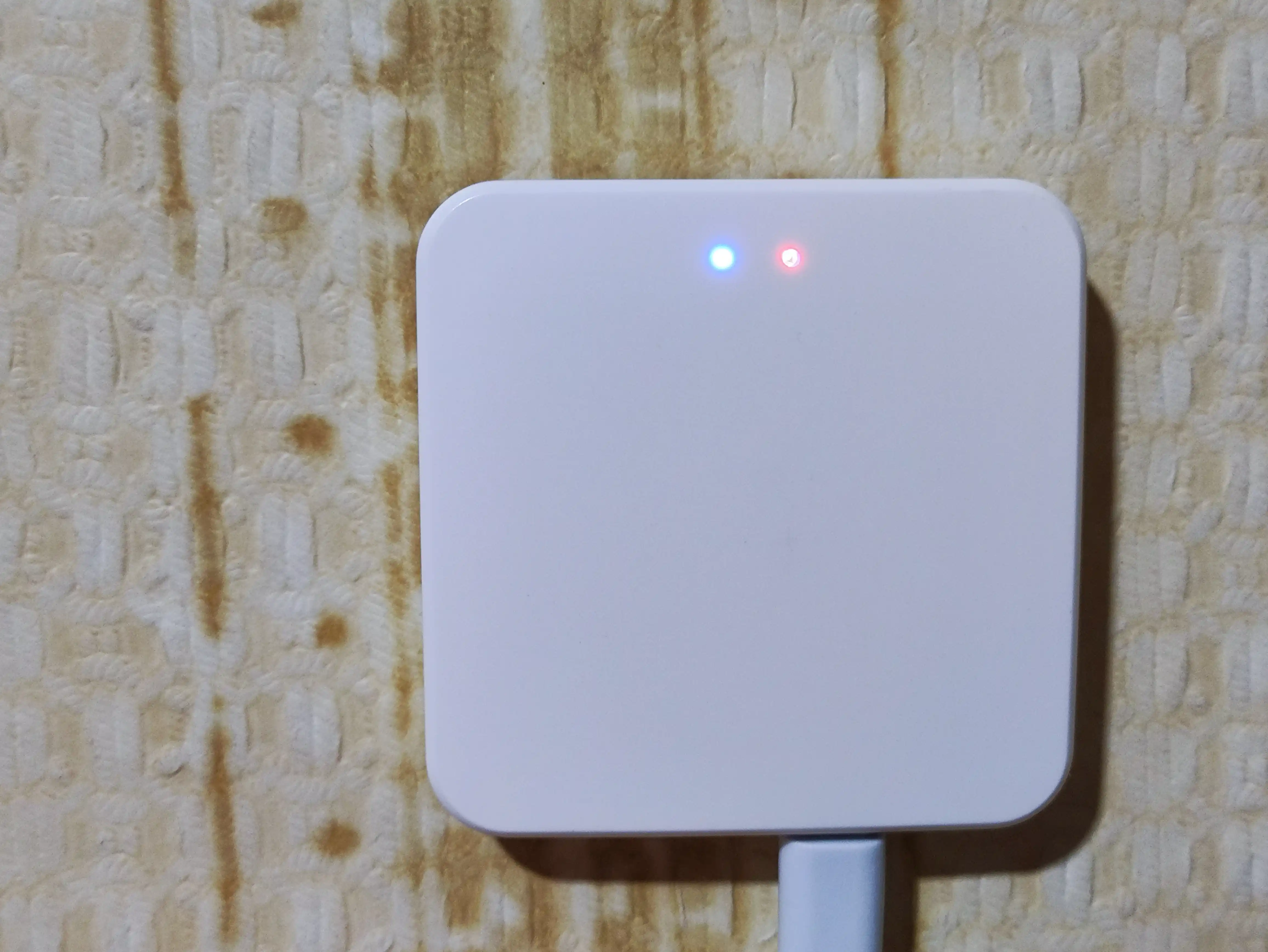 ZigBee 3.0 Smart Gateway Tuya Smart Life WiFi Bluetooth Aqlli Uy Markaziy Hub