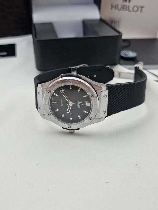 Erkaklar qo‘l soati Hublot Quartz – Mineral shisha, silikon remeshok, sana ko‘rsatkichi