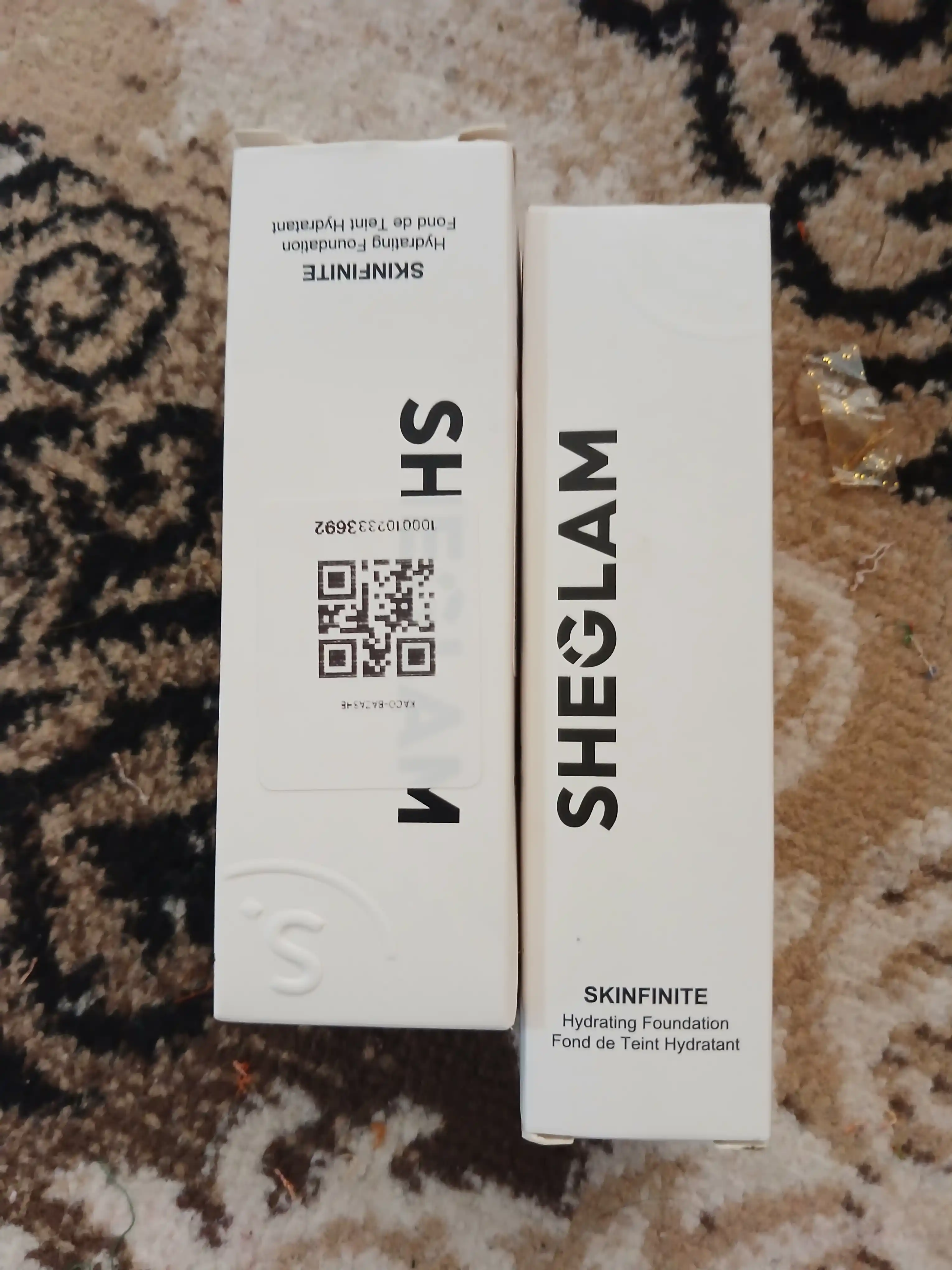 База под макияж Sheglam, Увлажняющий тональный крем SKINFINITE для лица 40 мл