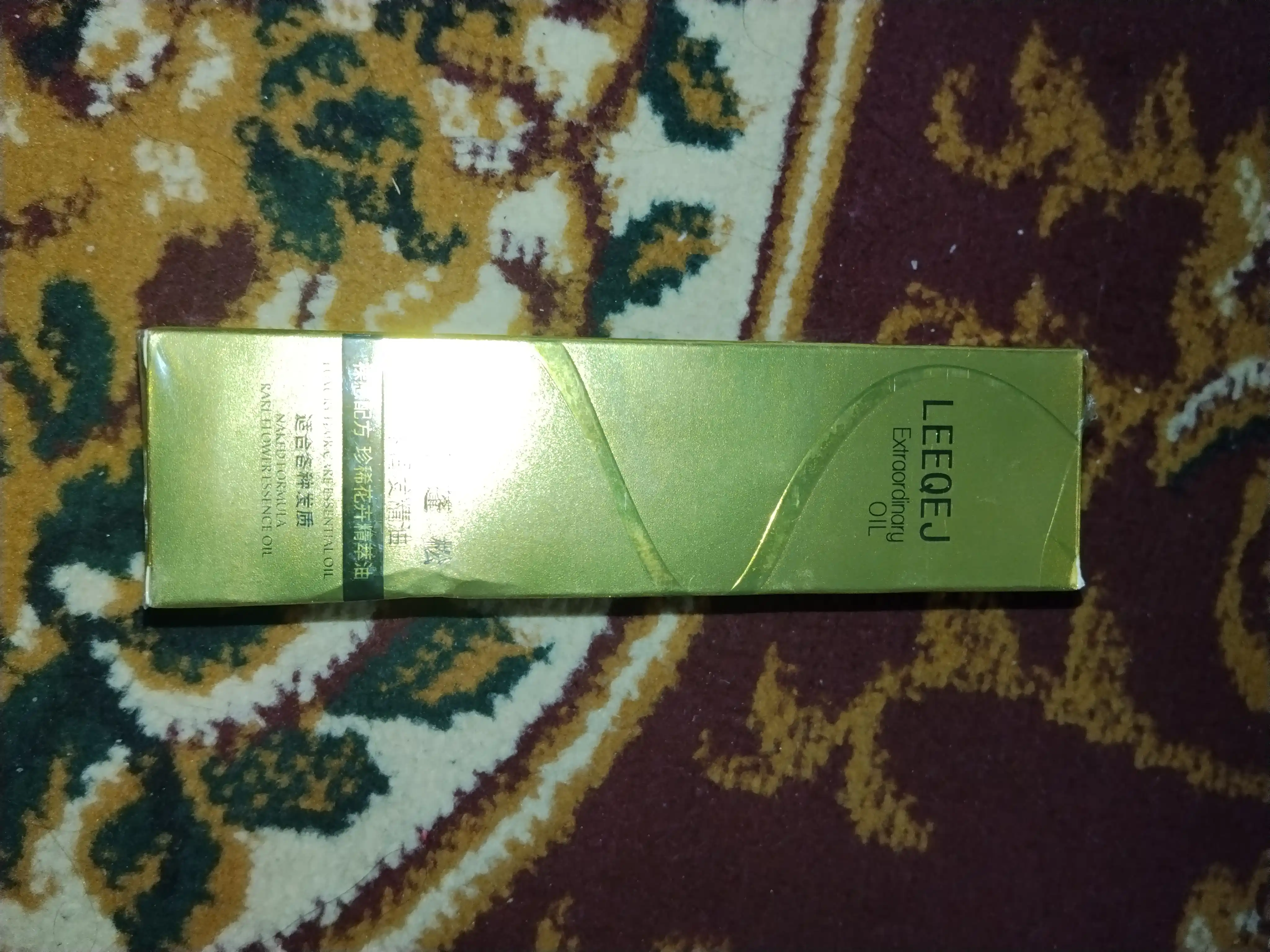 LEEQEJ Extraordinary Oil sochlar uchun sprey, 100 ml