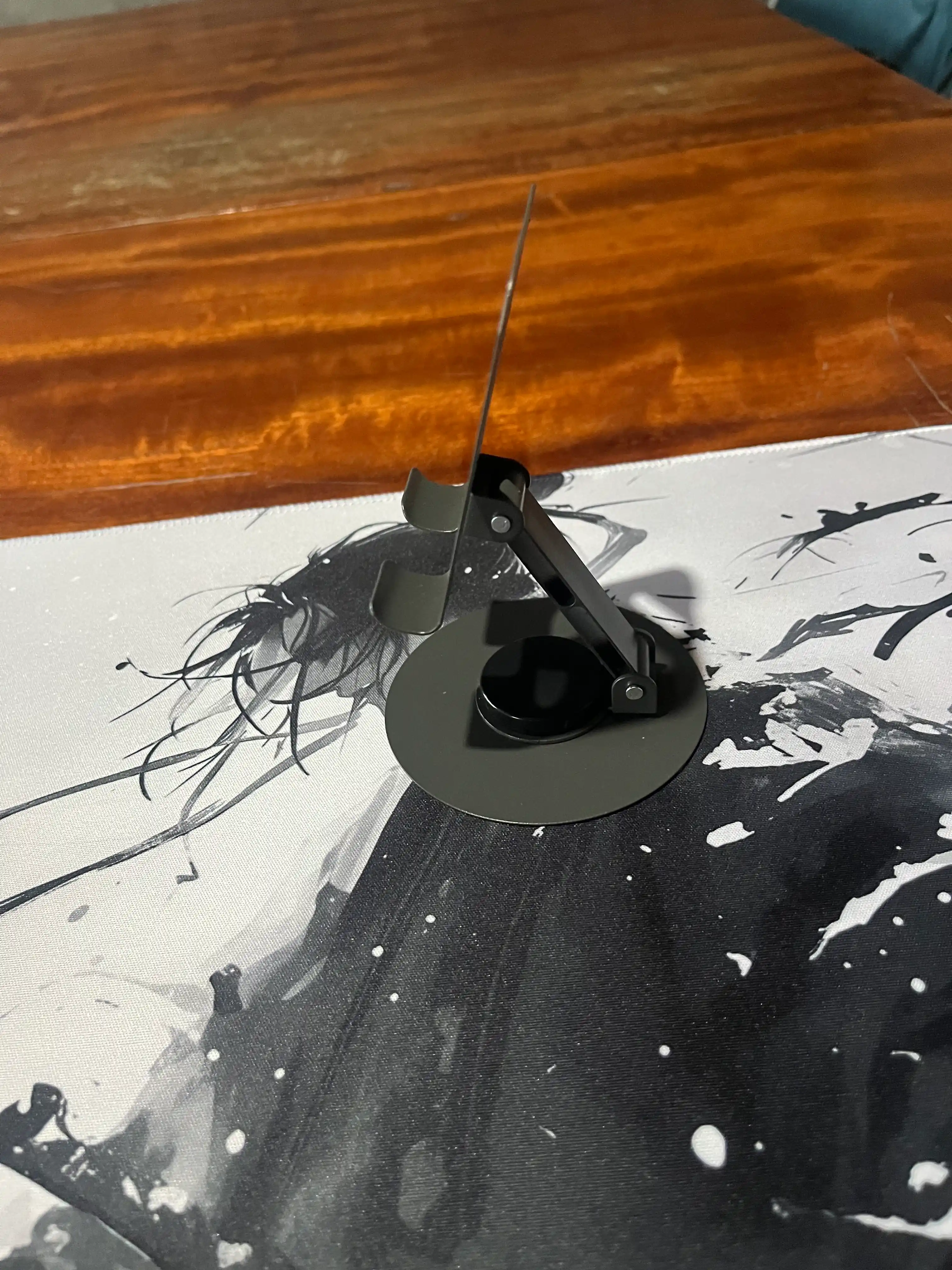Telefon va planshetlar uchun 360 gradusga buriladigan metall tutqich, telefon pastafka