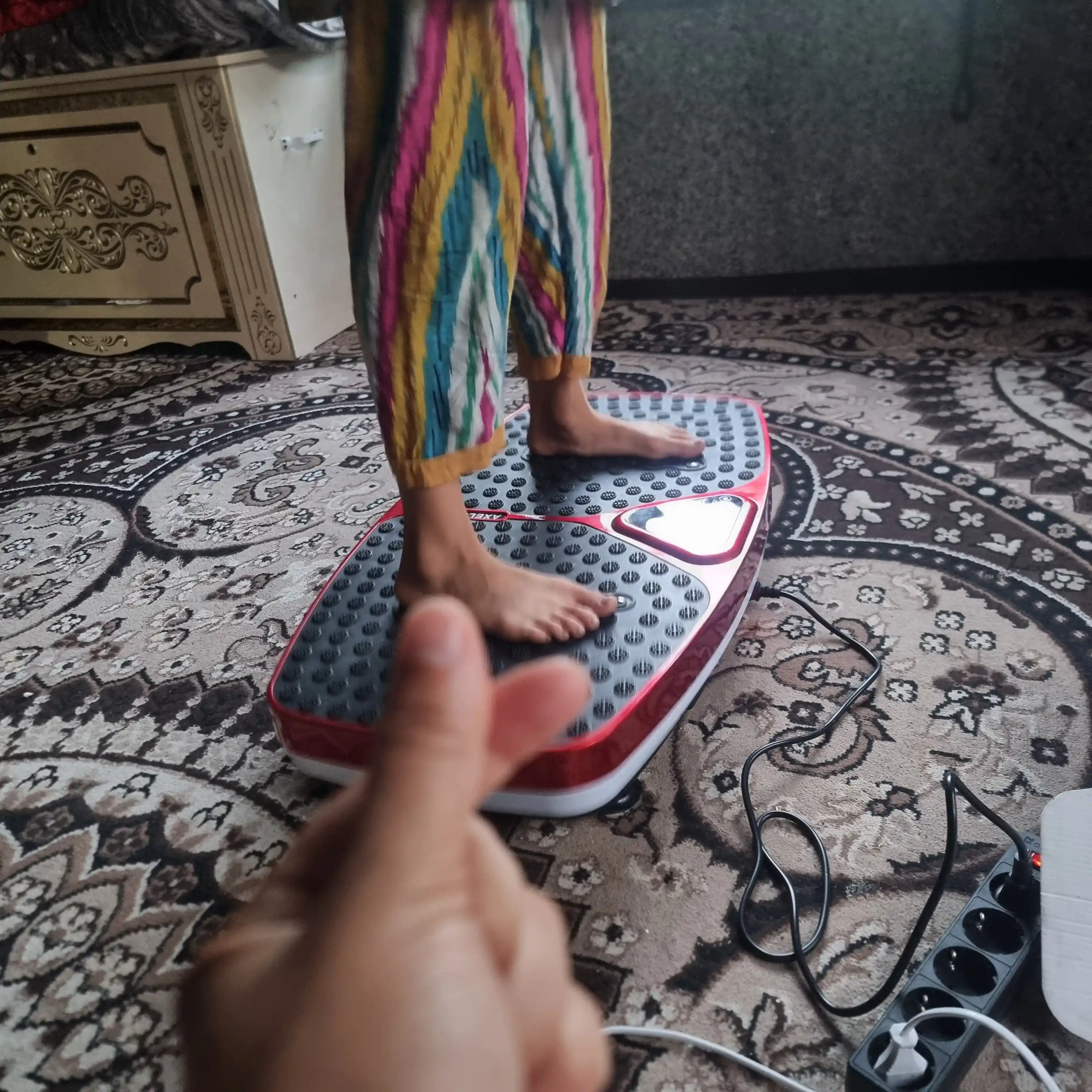 180KG, Vibro platforma, vazn yo'qotish uskunalari, fitnes tebranish mashinasi, pulti bilan