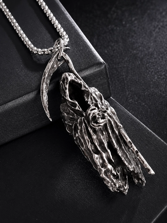 Gotik uslubdagi choker va kulon, metall aksessuarlar