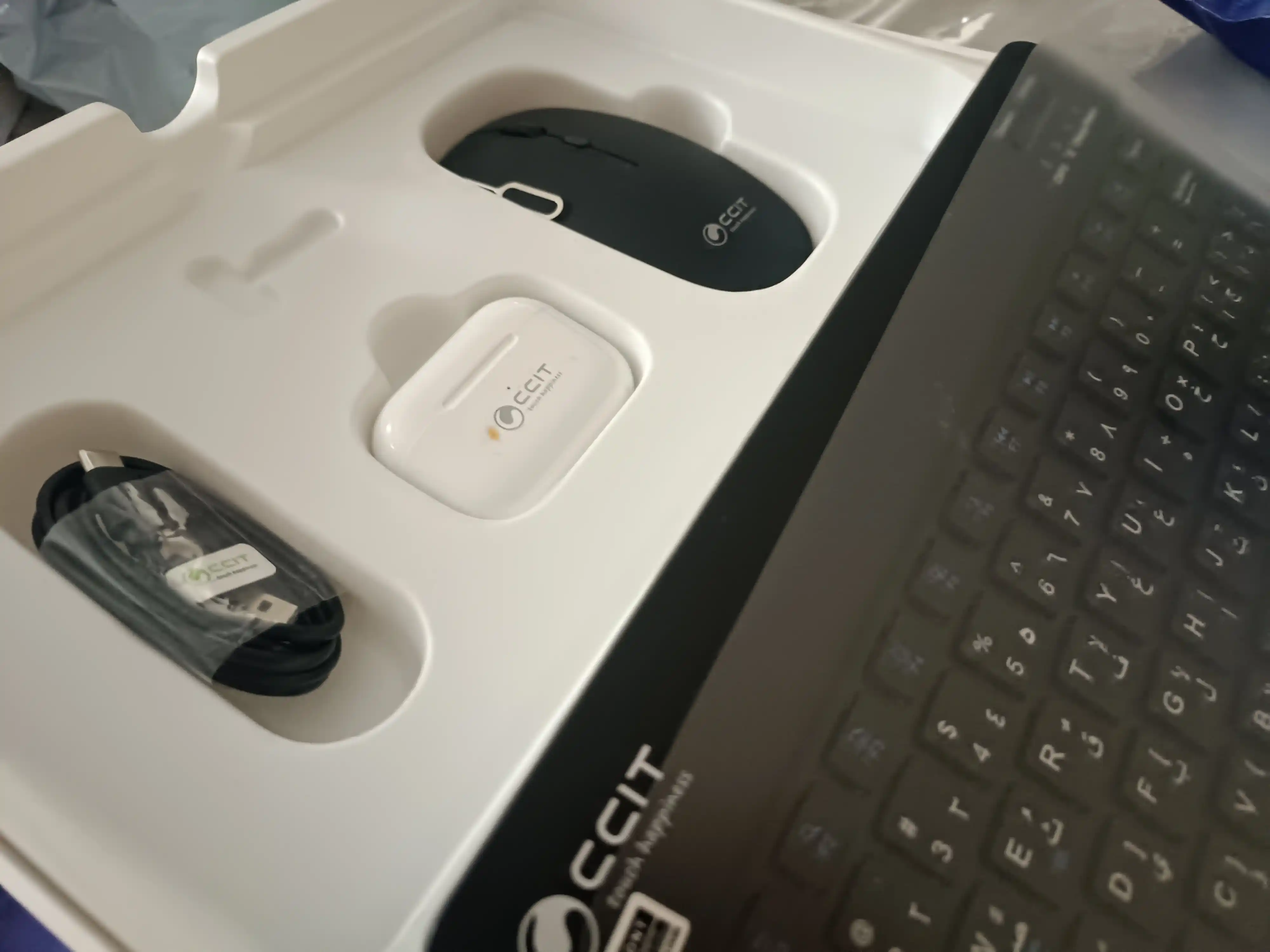Смарт-планшет CCIT Tab G17 Pro — память 16 ГБ / 1 ТБ, интернет 5G, поддержка 2 SIM-карт
