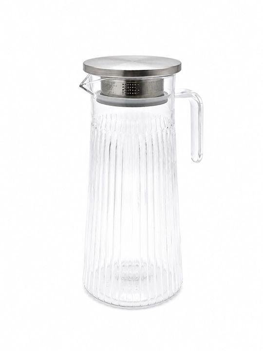 Sinmaydigan plastik grafin 1,6 l, metall filtrli qopqoq, suv, kompot va limonad uchun