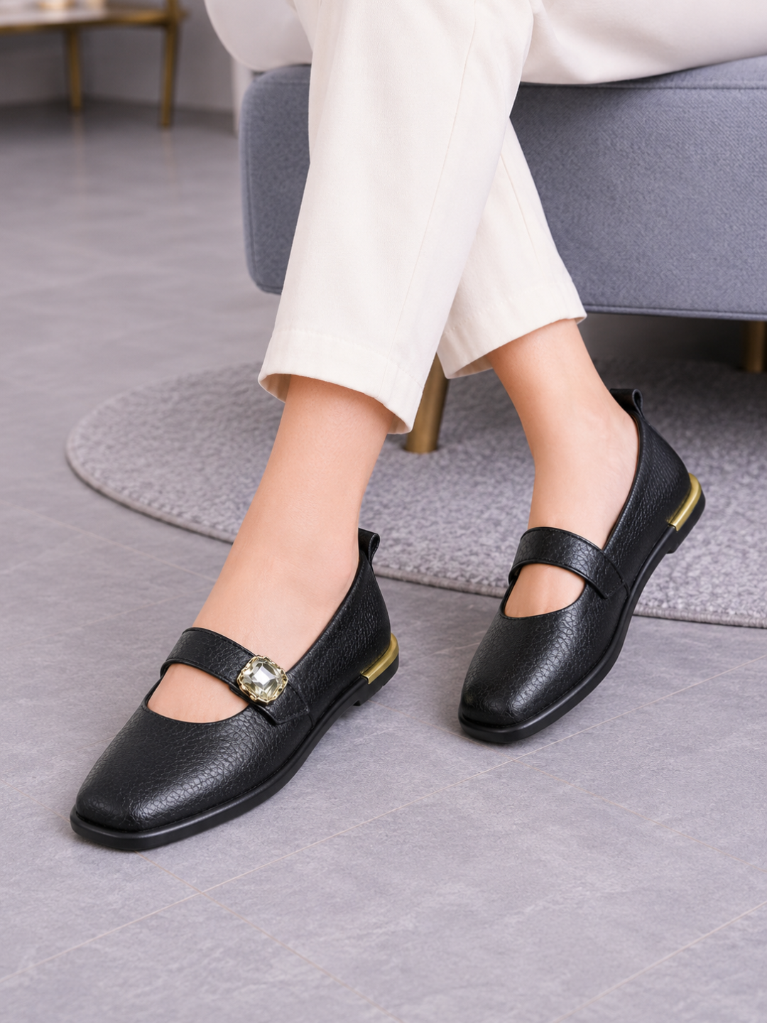 Ayollar va qizlar loferlari, eko charm, 36-40 o‘lchamlarda