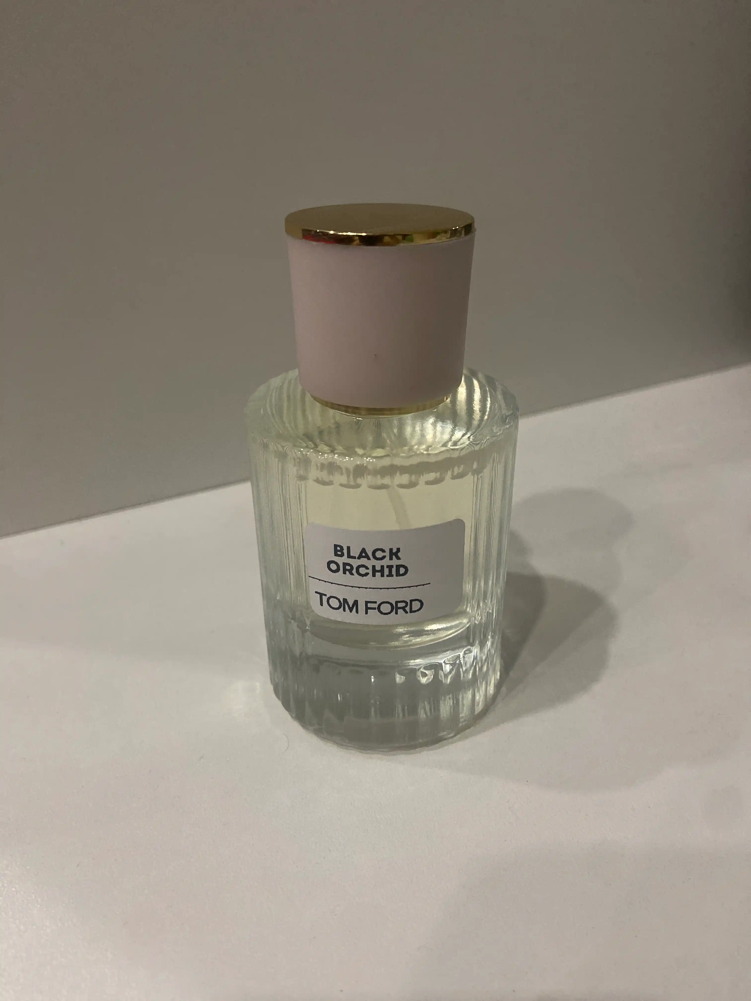 TOM FORD BLACK ORCHID Parfyumlangan suv