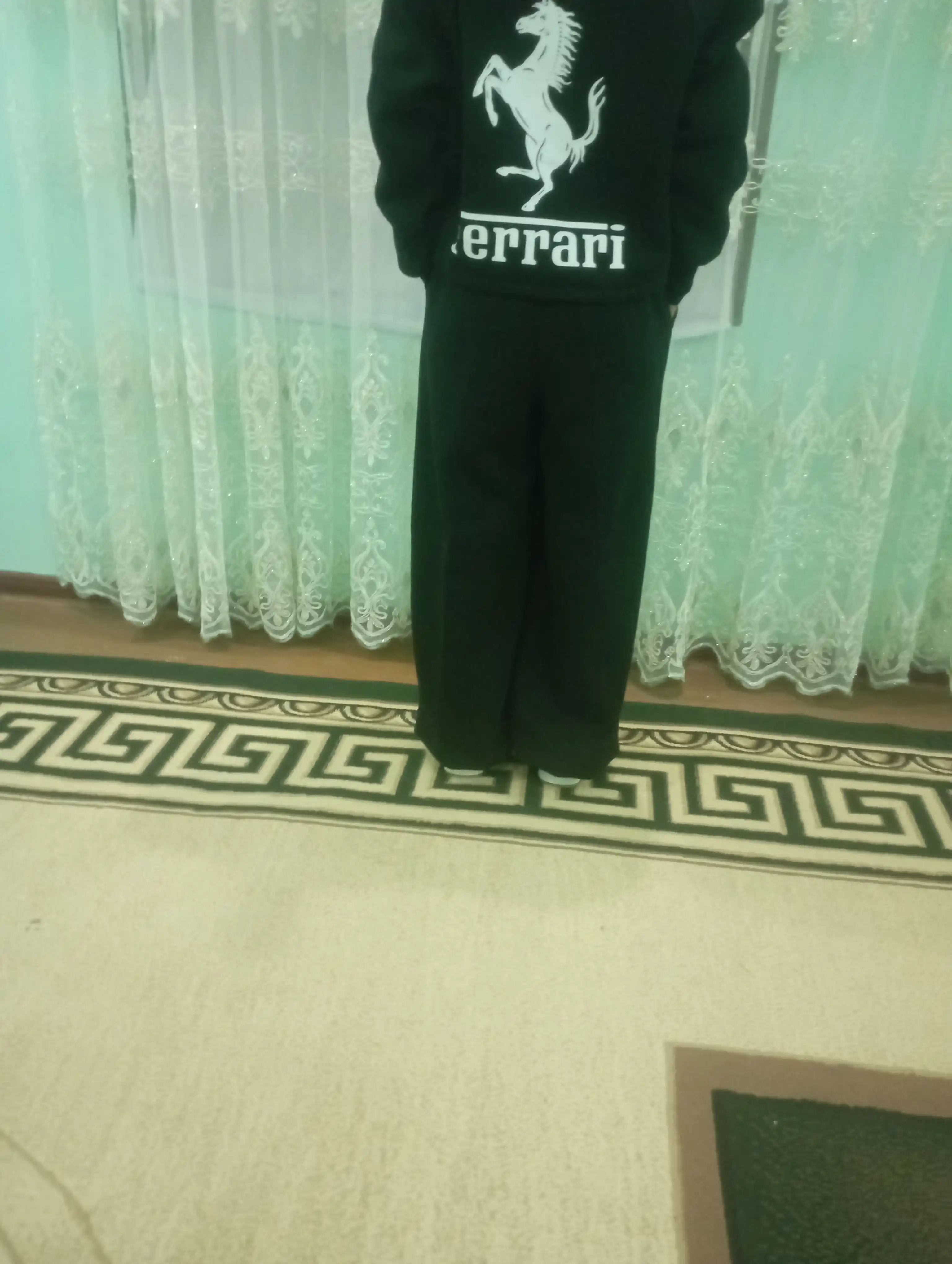 Dvoyka, ayollar sport kostyumi