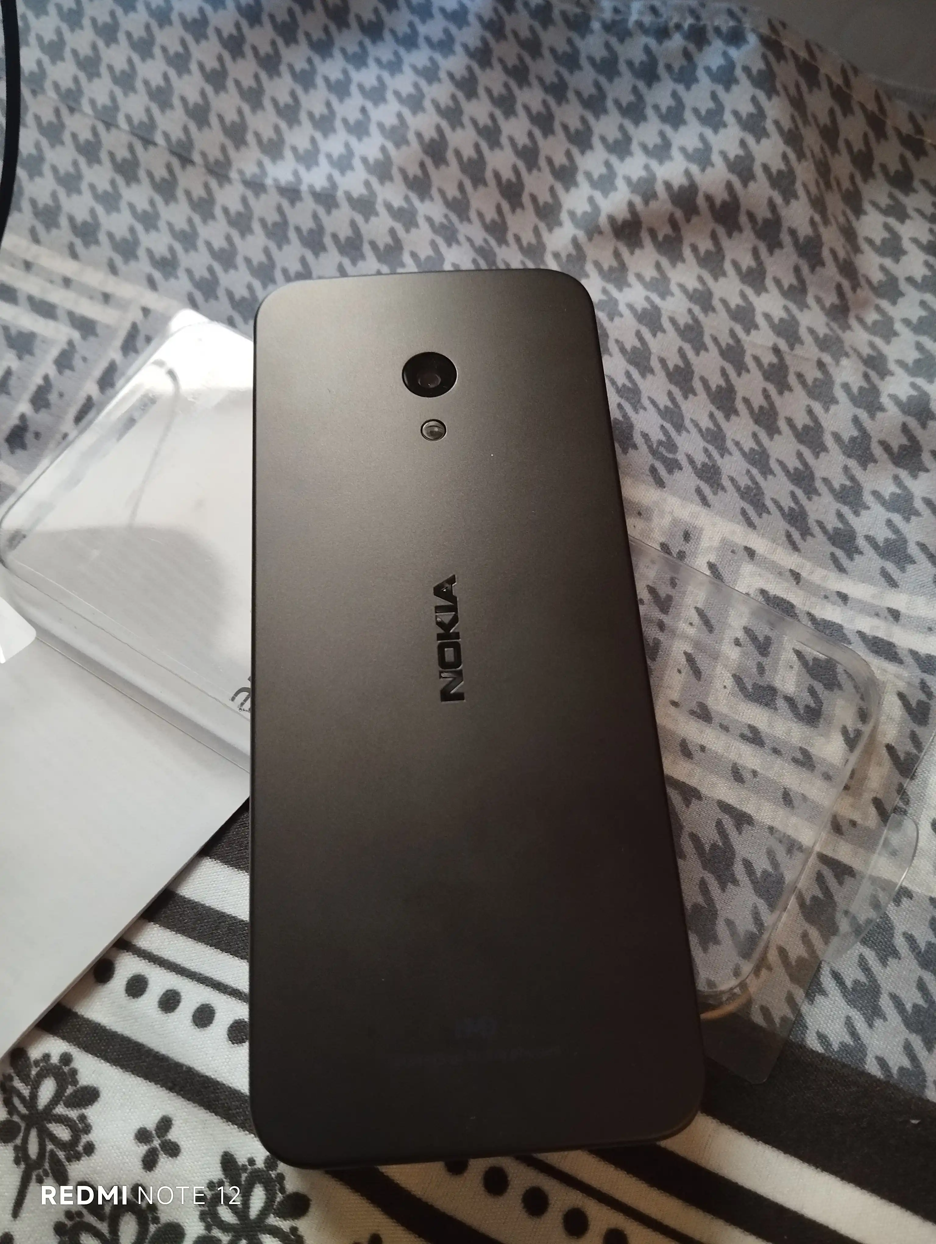 Tugmachali telefon 235 2 SIM