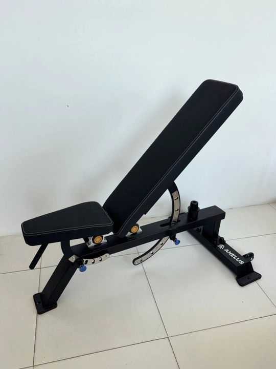 Sozlanadigan ko‘p funksiyali fitnes skameykasi (Adjustable Workout Bench)