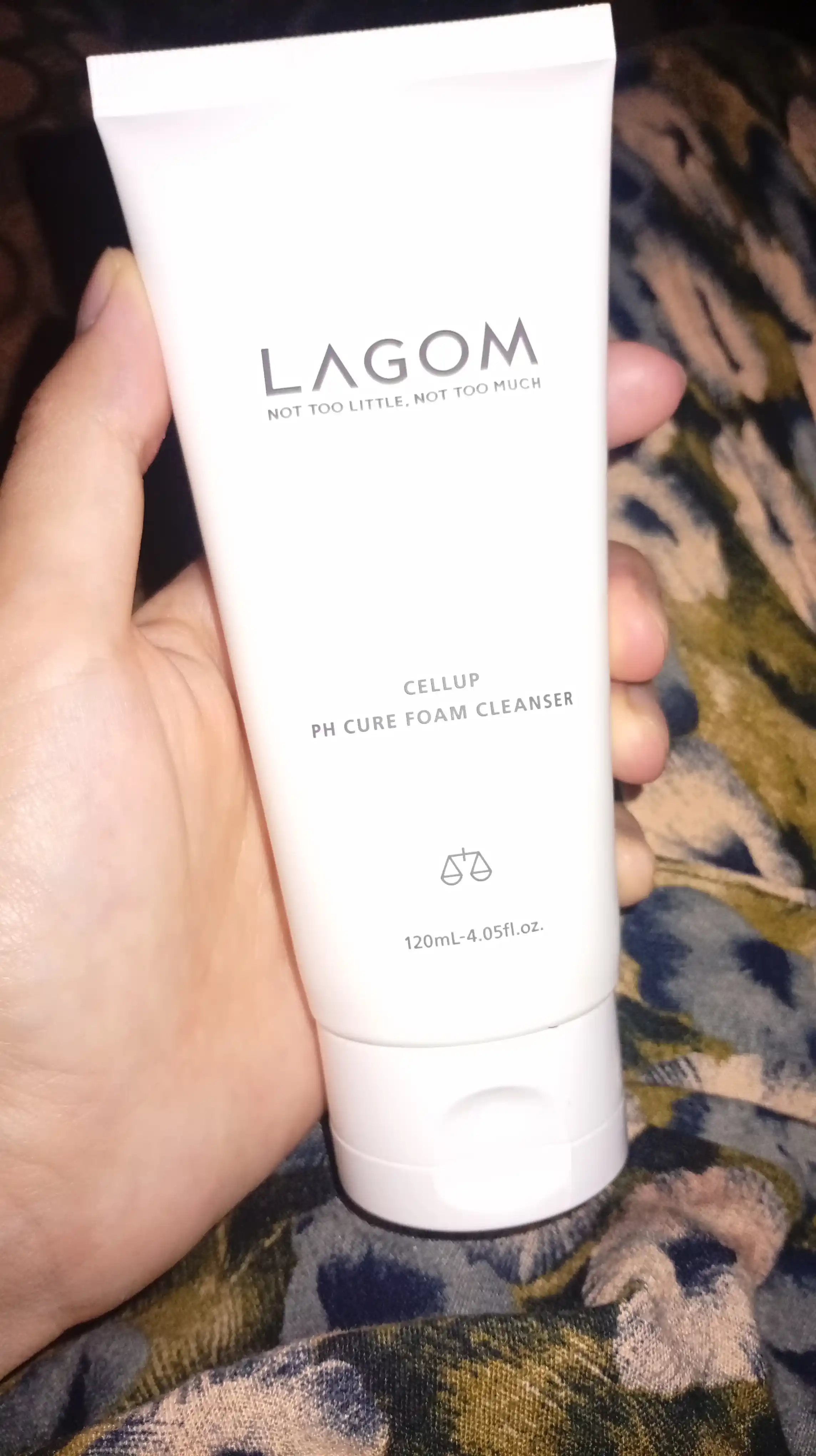 Yuvish uchun ko'pikni namlash Lagom Cellup Ph Cure/MICRO Foam Cleanser, 120 ml