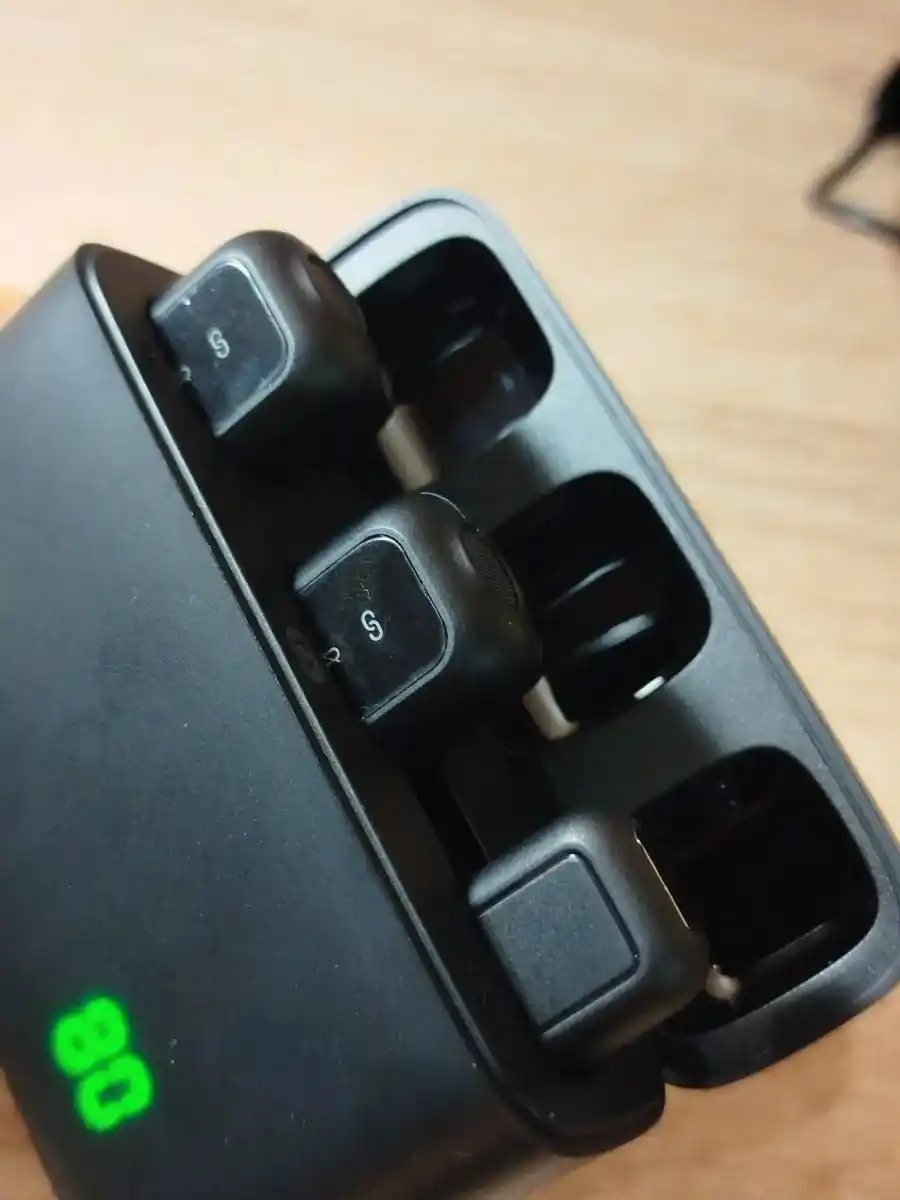 Simsiz Petlichka Mikrofon to'plami NP-58 (2 dona) – Toza ovoz va keysi bilan