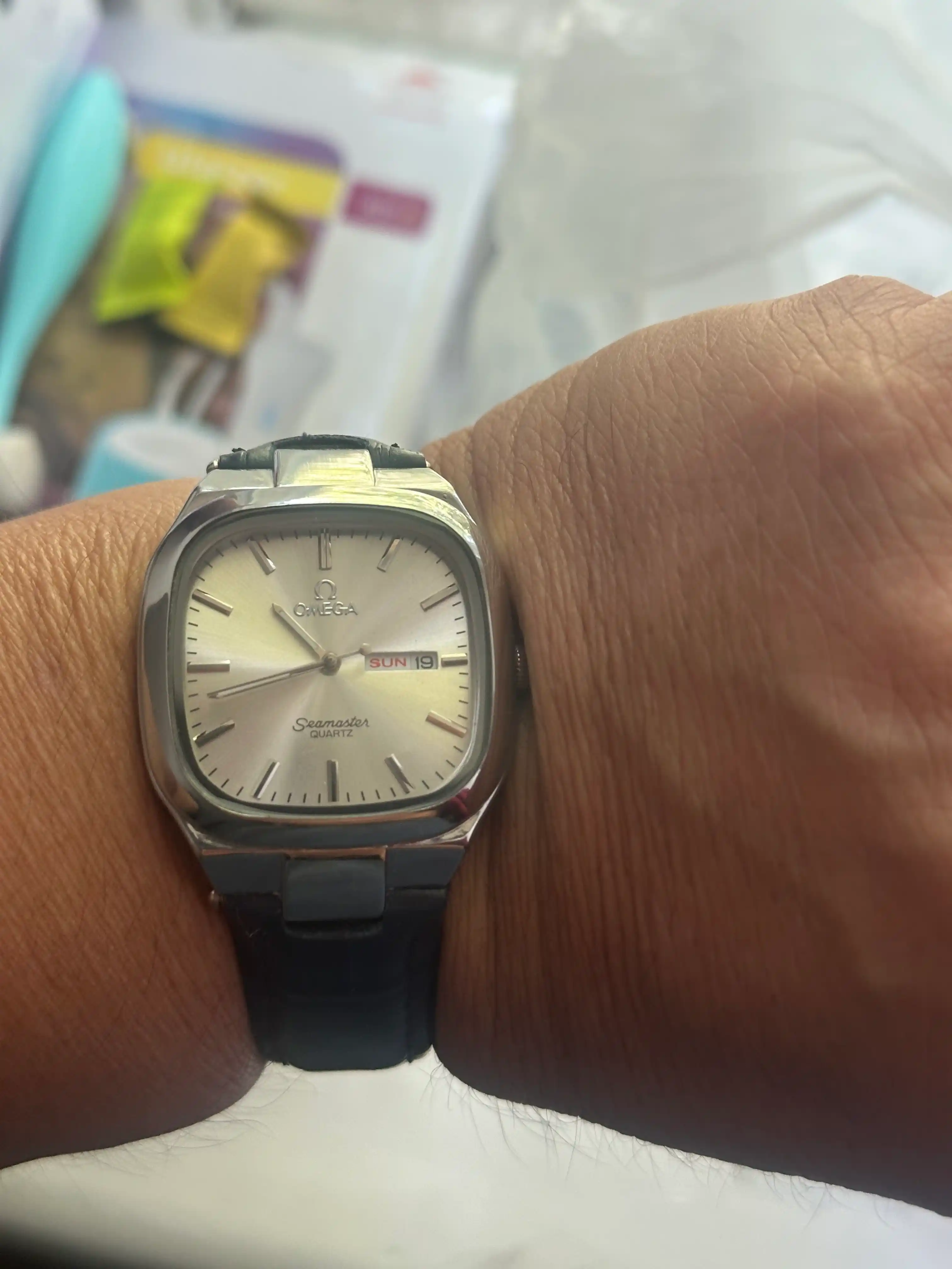 Omega erkaklar qo‘l soati