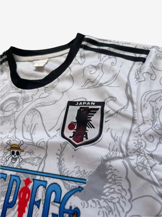 Anime uslubidagi futbolka