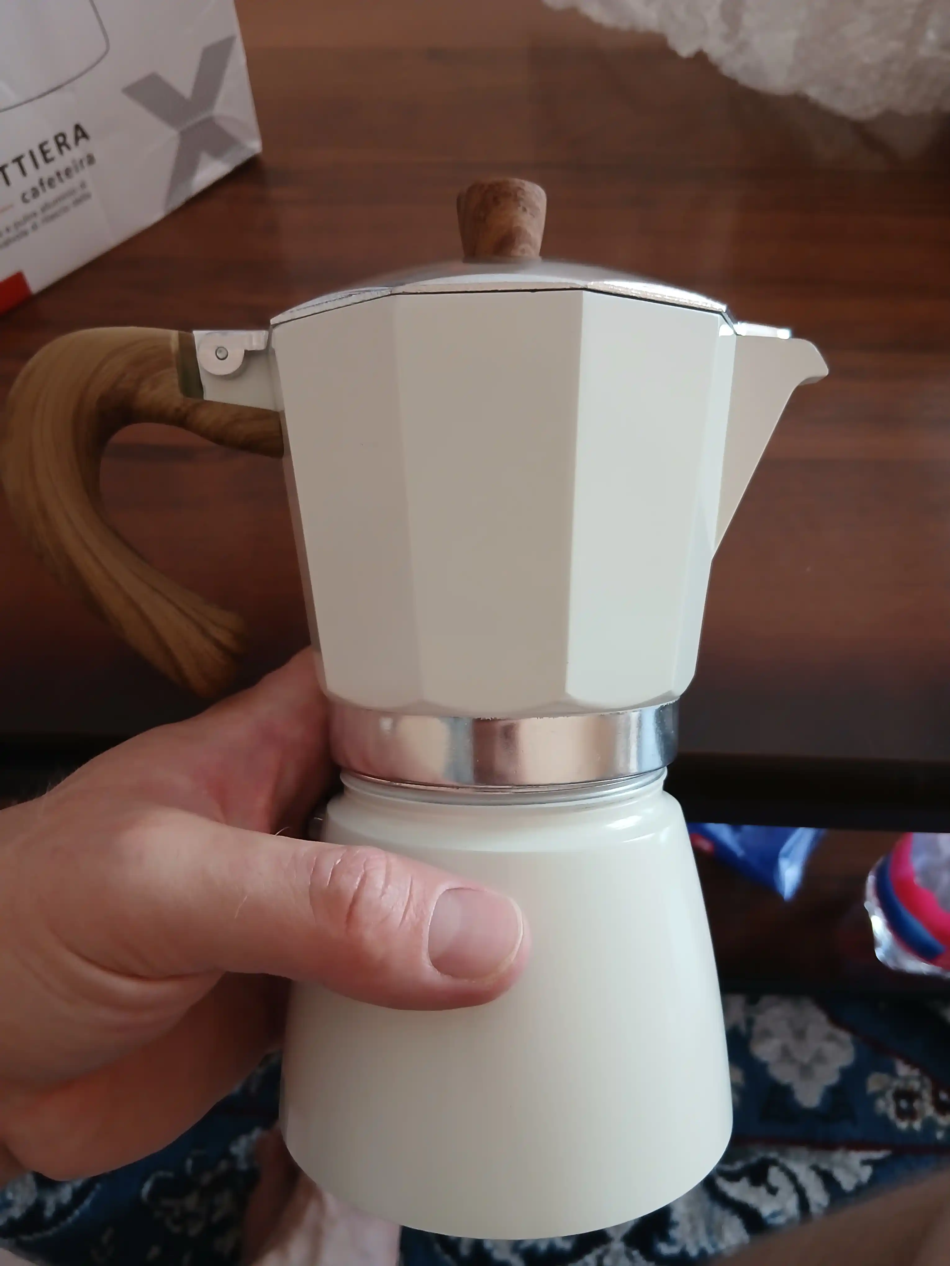 Гейзерная кофеварка
