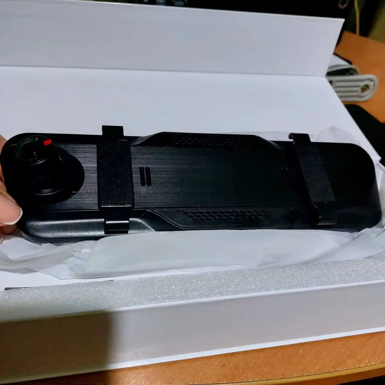 3 va 2 kamerali Sony videoregistratorlari, Wi-Fi monitoringi
