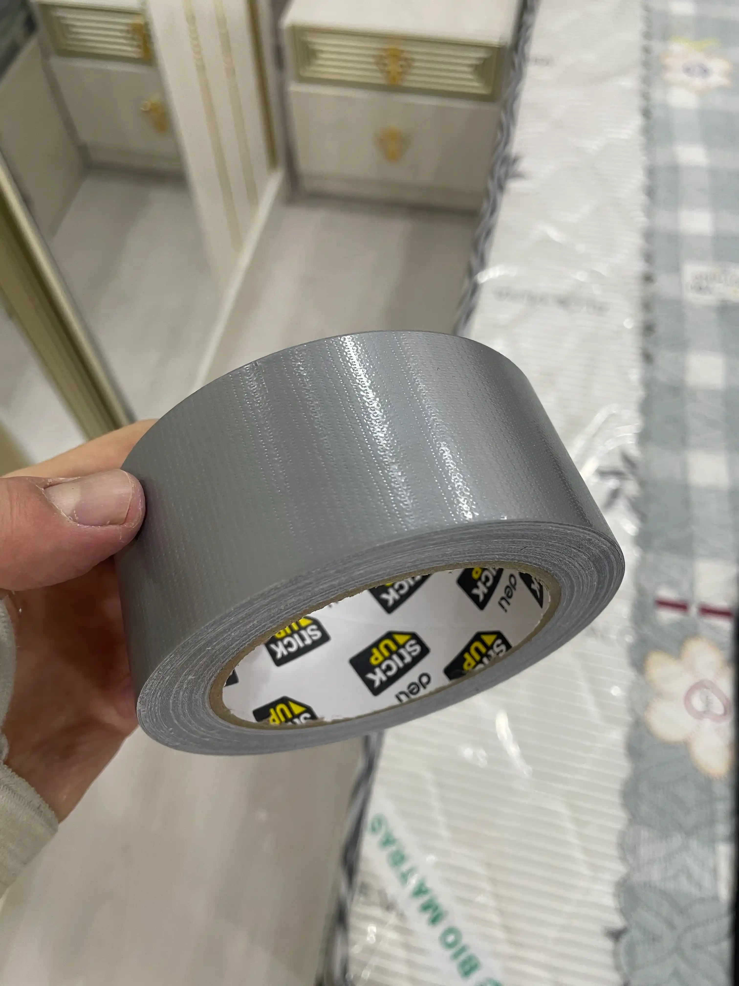 Deli EA620 matoli yopishqoq lenta, Kulrang, 48 mm×20 m×230 mm