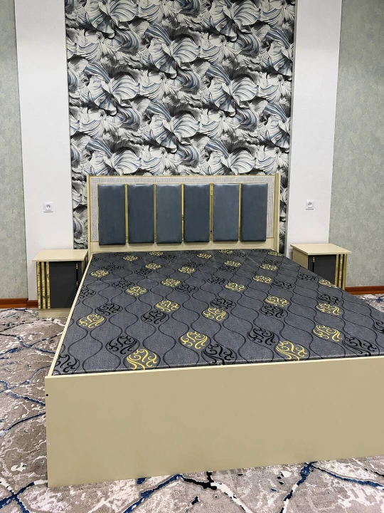 Современный спальный гарнитур сочетание комфорта. Шкаф 240×210. Трюмо 120×180 см. Кровать 210×170