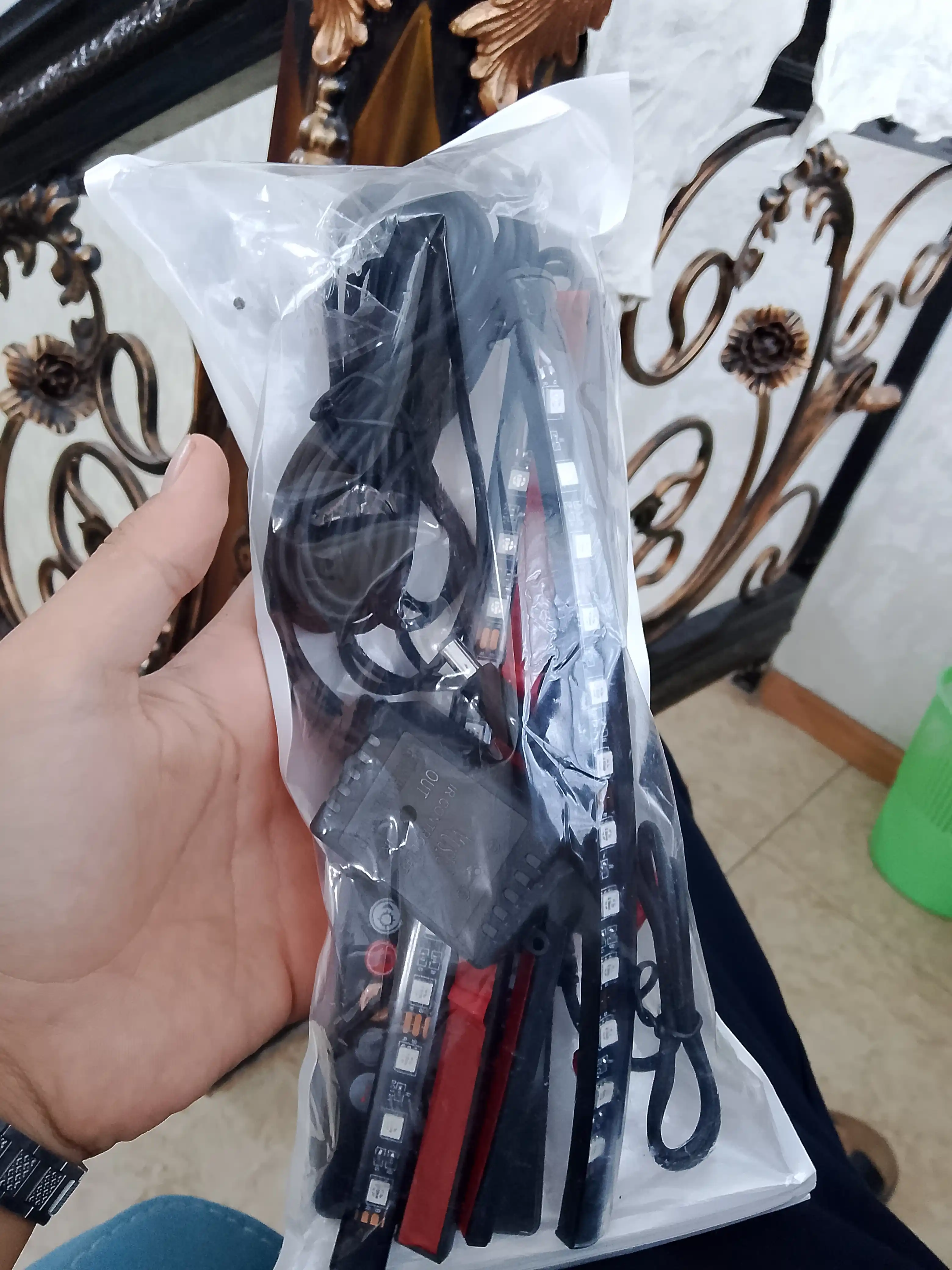 Avtomobil chiroqlari uchun LED lenta