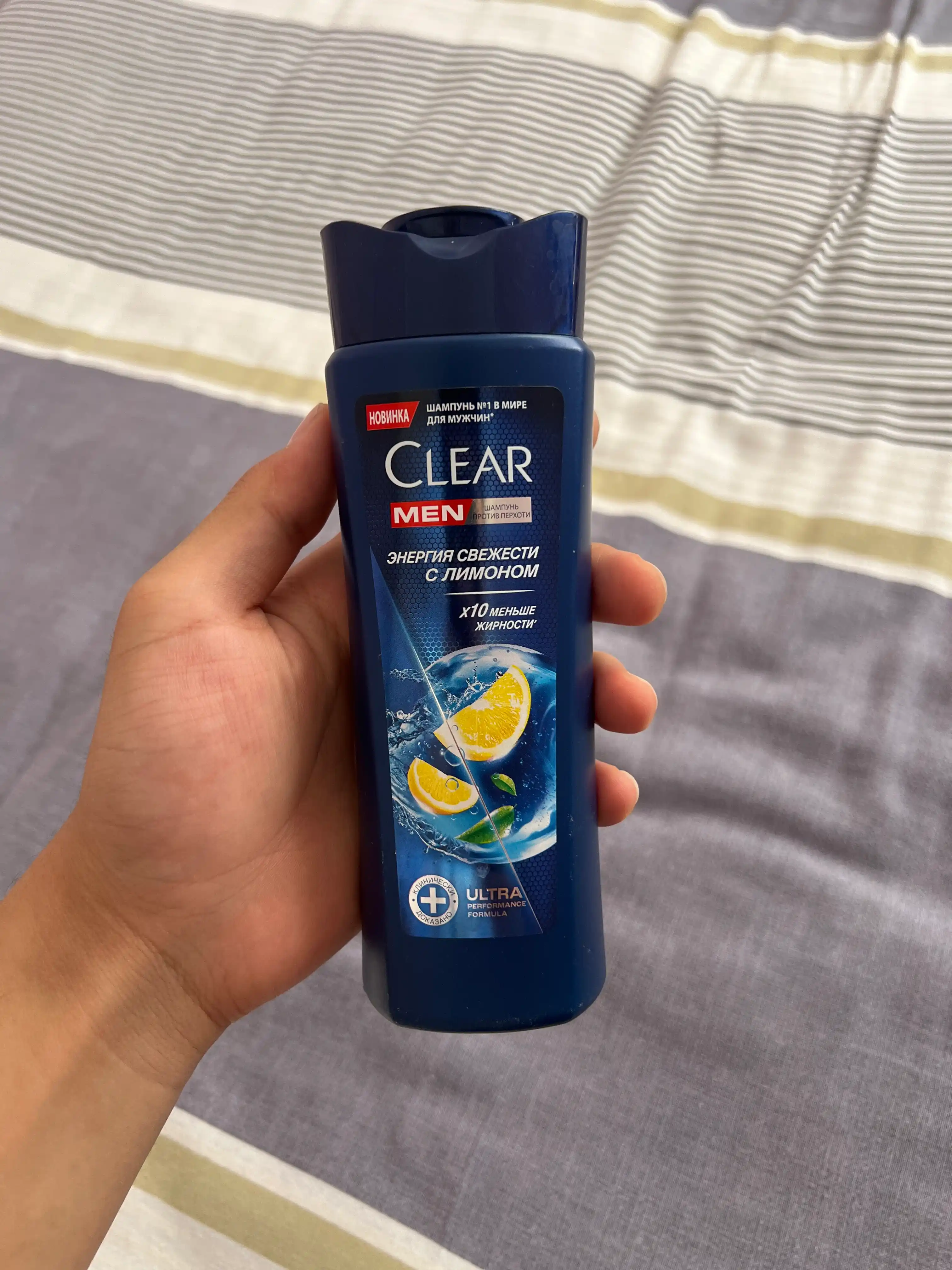 Шампунь CLEAR MEN против перхоти, ЭНЕРГИЯ СВЕЖЕСТИ С ЭКСТРАКТОМ ЛИМОНА,180 мл
