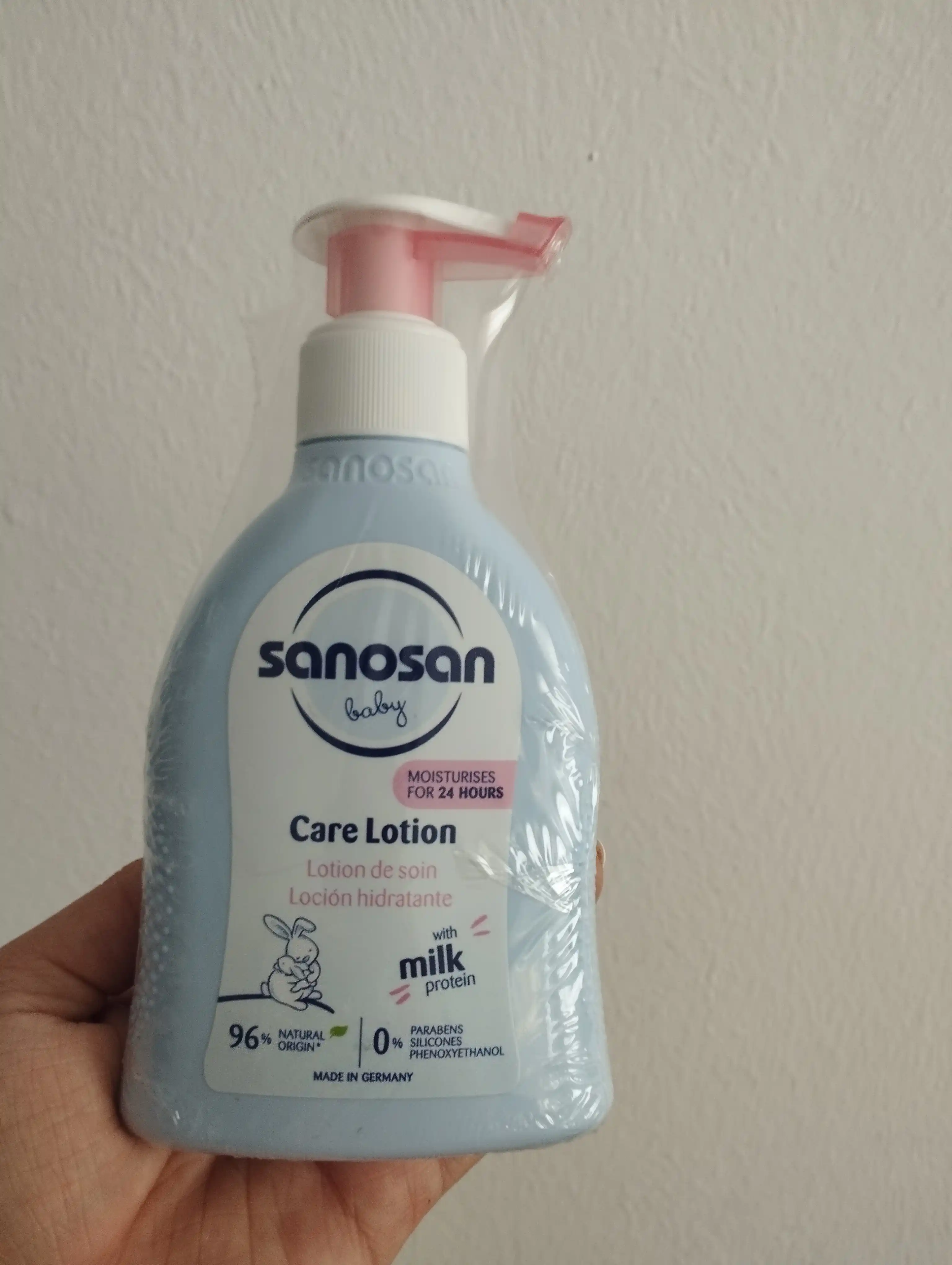 Лосьон для тела Sanosan Baby Care увлажняющий 0м+ 200 мл