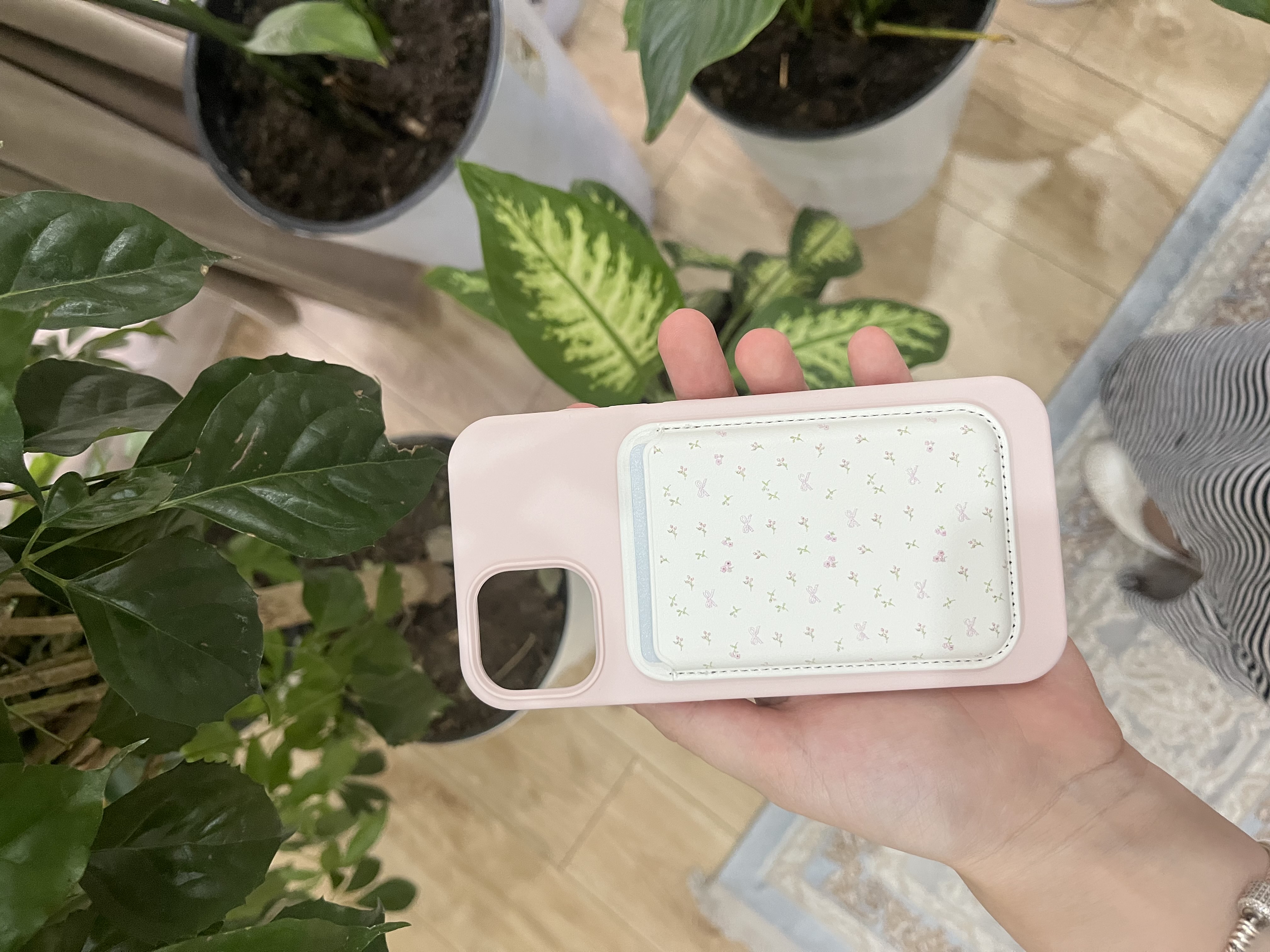 Kartxolder IPhone uchun MagSafe, magnitli karta ushlagich