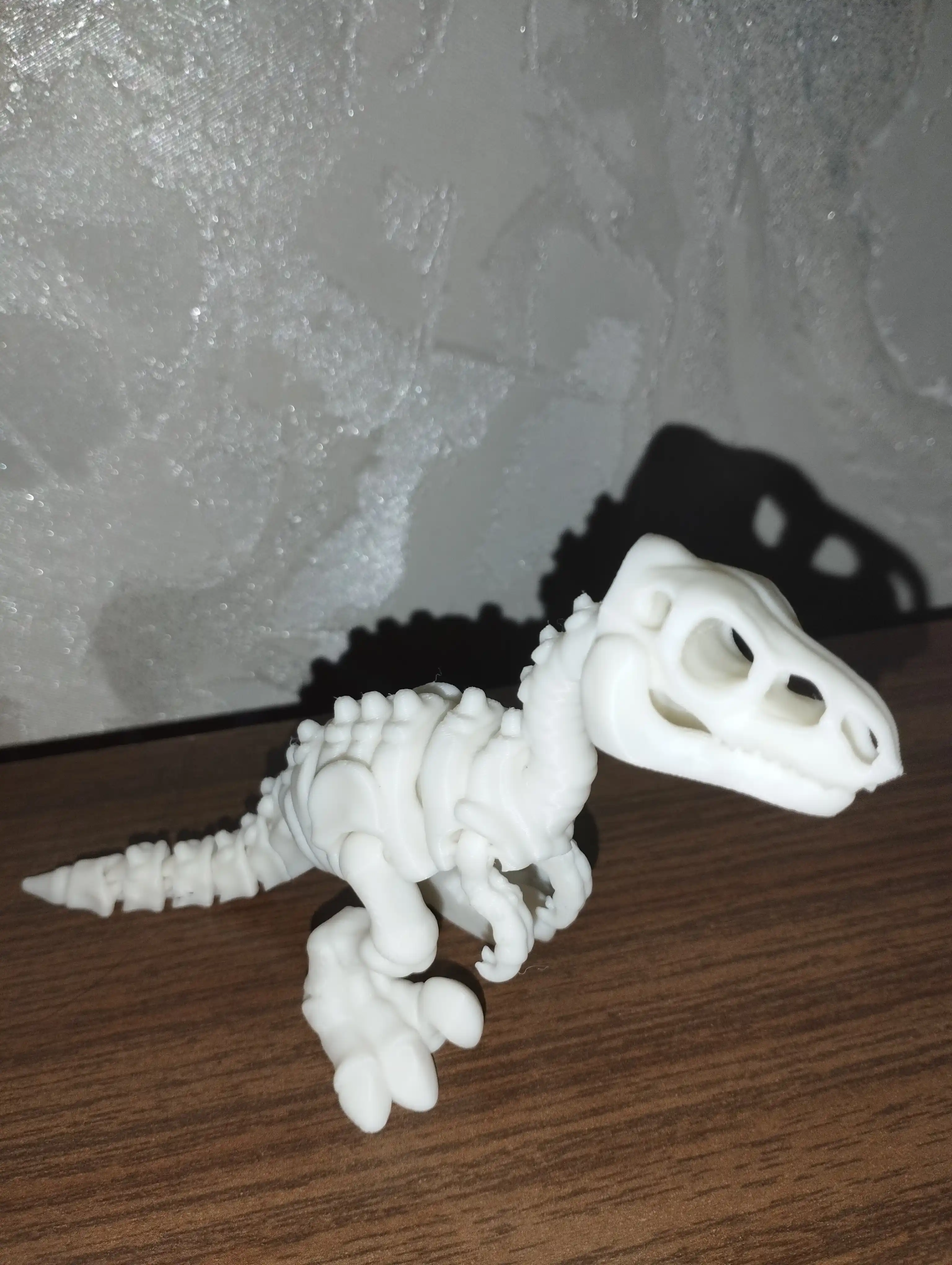 3D dinozavr haykalchalari to'plami (harakatlanuvchi, stressga qarshi, 6 xil)