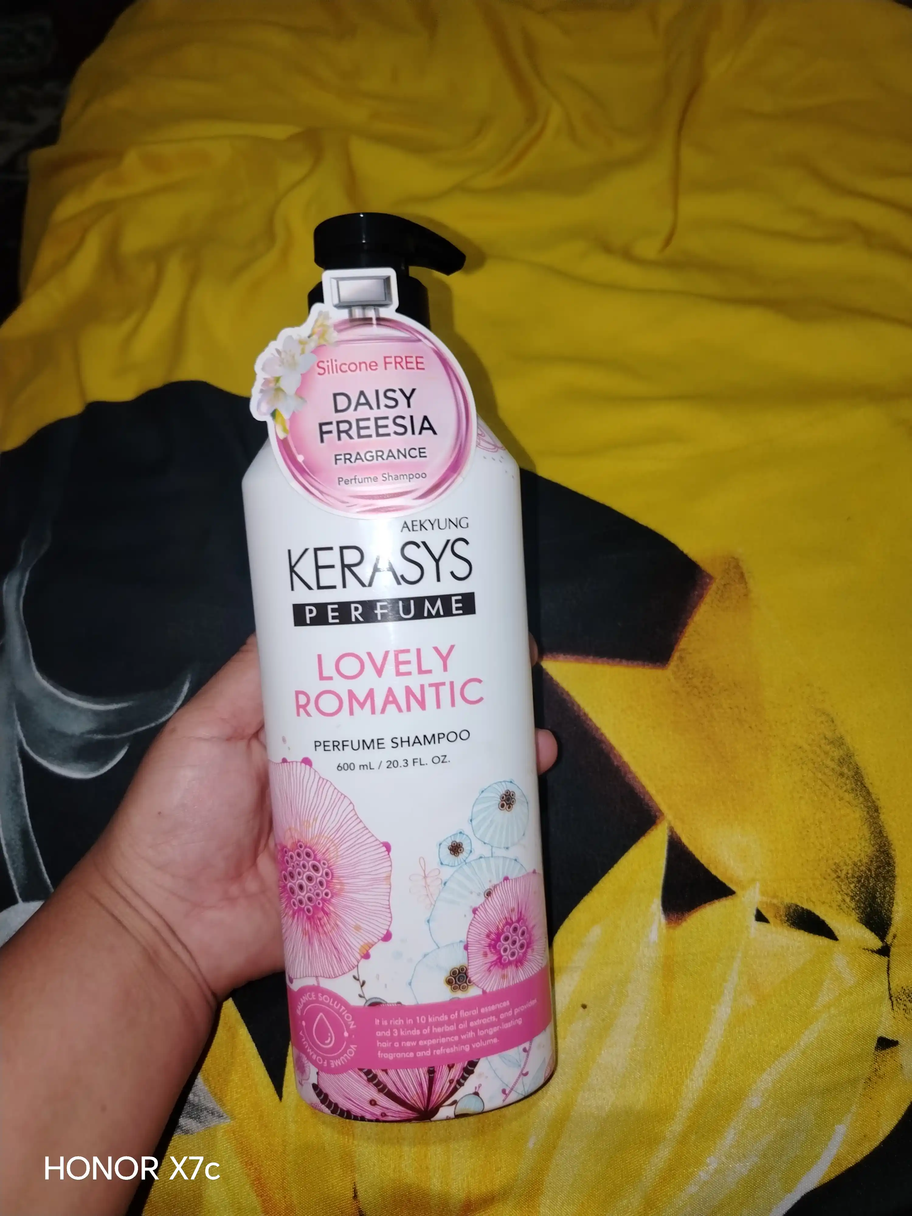 Sochlar uchun shampun Kerasys Lovely & Romantic, parfyumeriyali, 600 ml