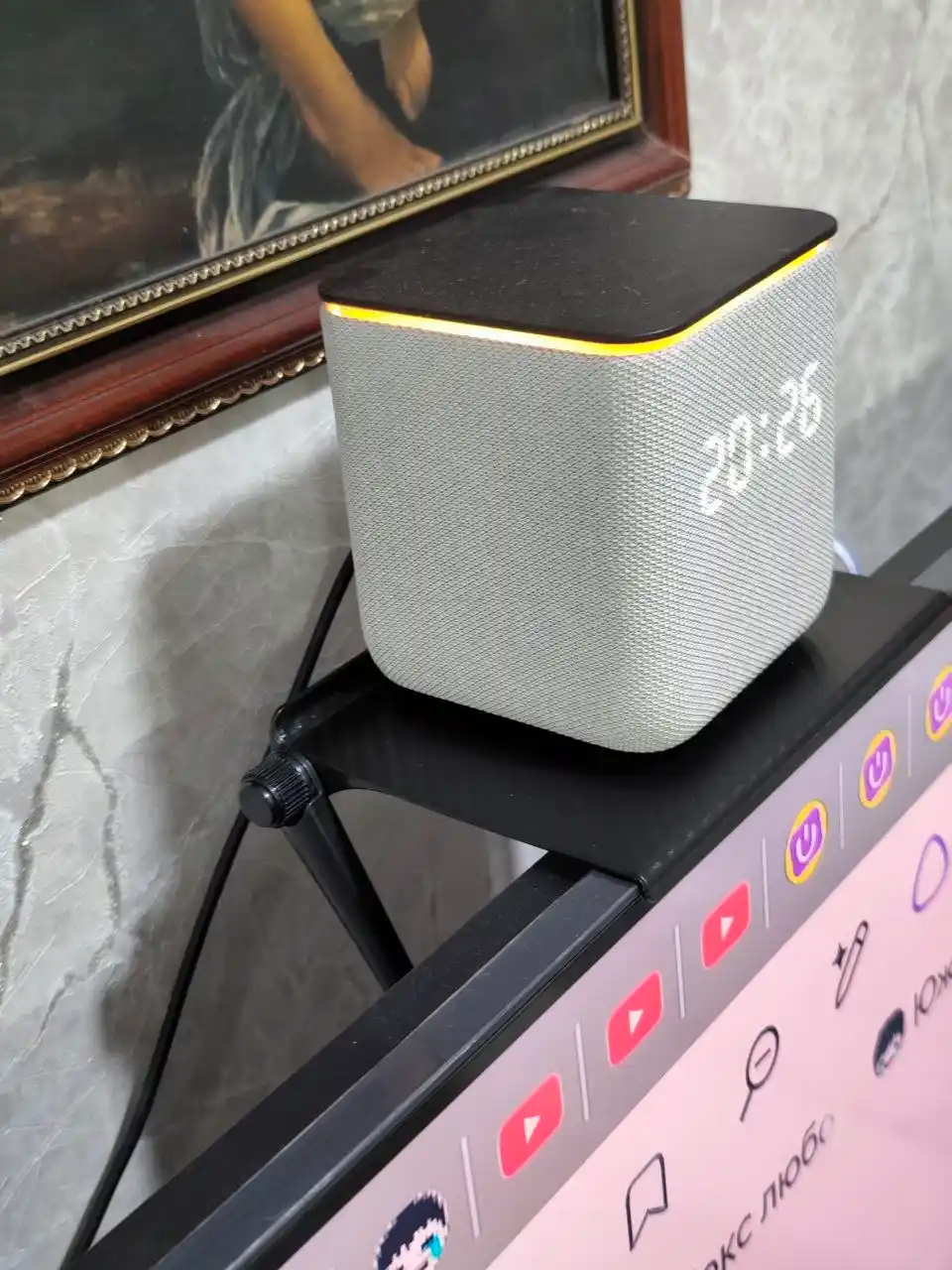 Полка для роутера, полка на телевизор, подставка для тюнера, DVD, WiFi роутер, SMART BOX