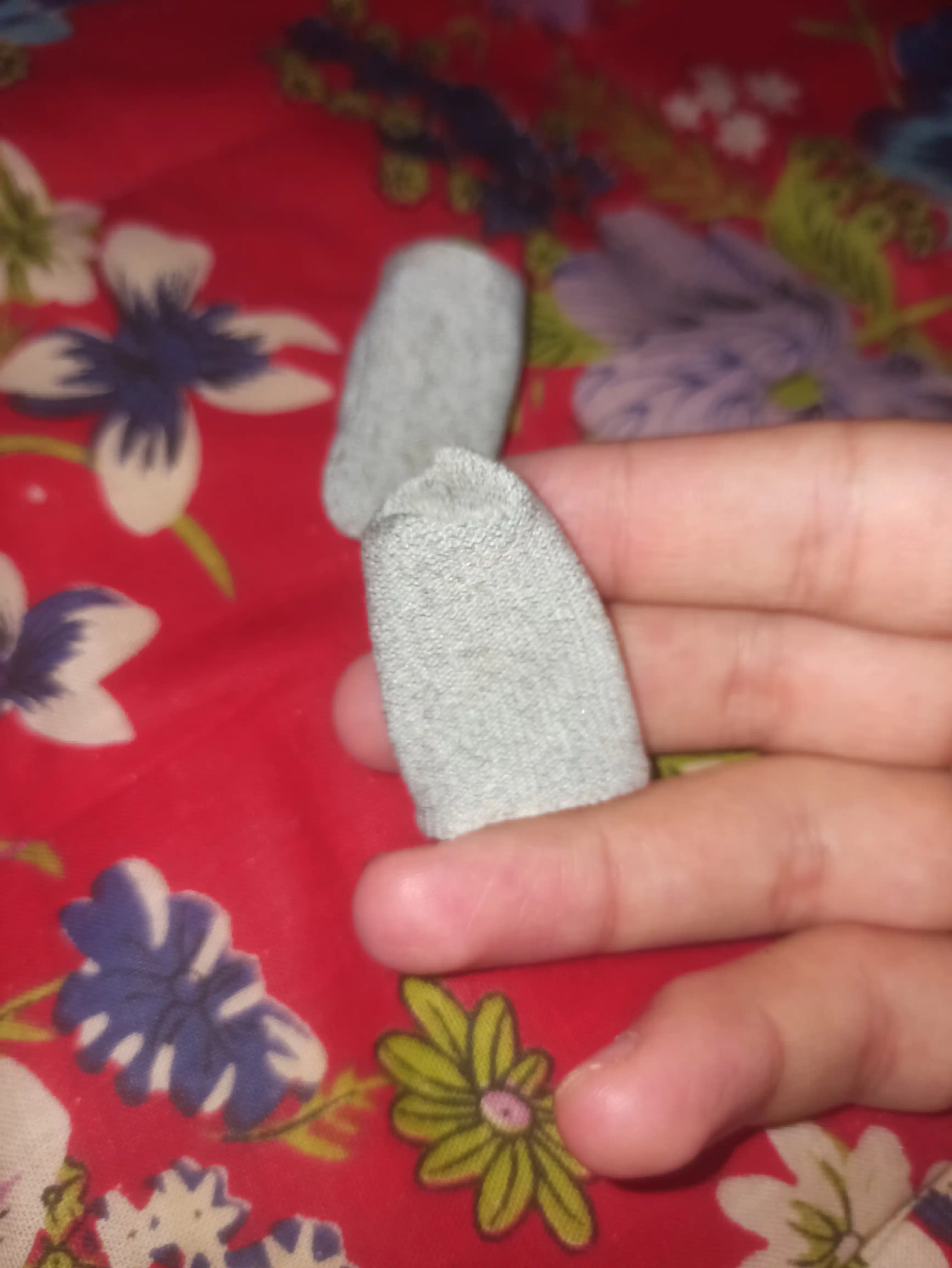 Smartfon, PUBG, Fortnite o‘yinlari uchun sensor barmoqlar, MEMO o‘yin qo‘lqoplari
