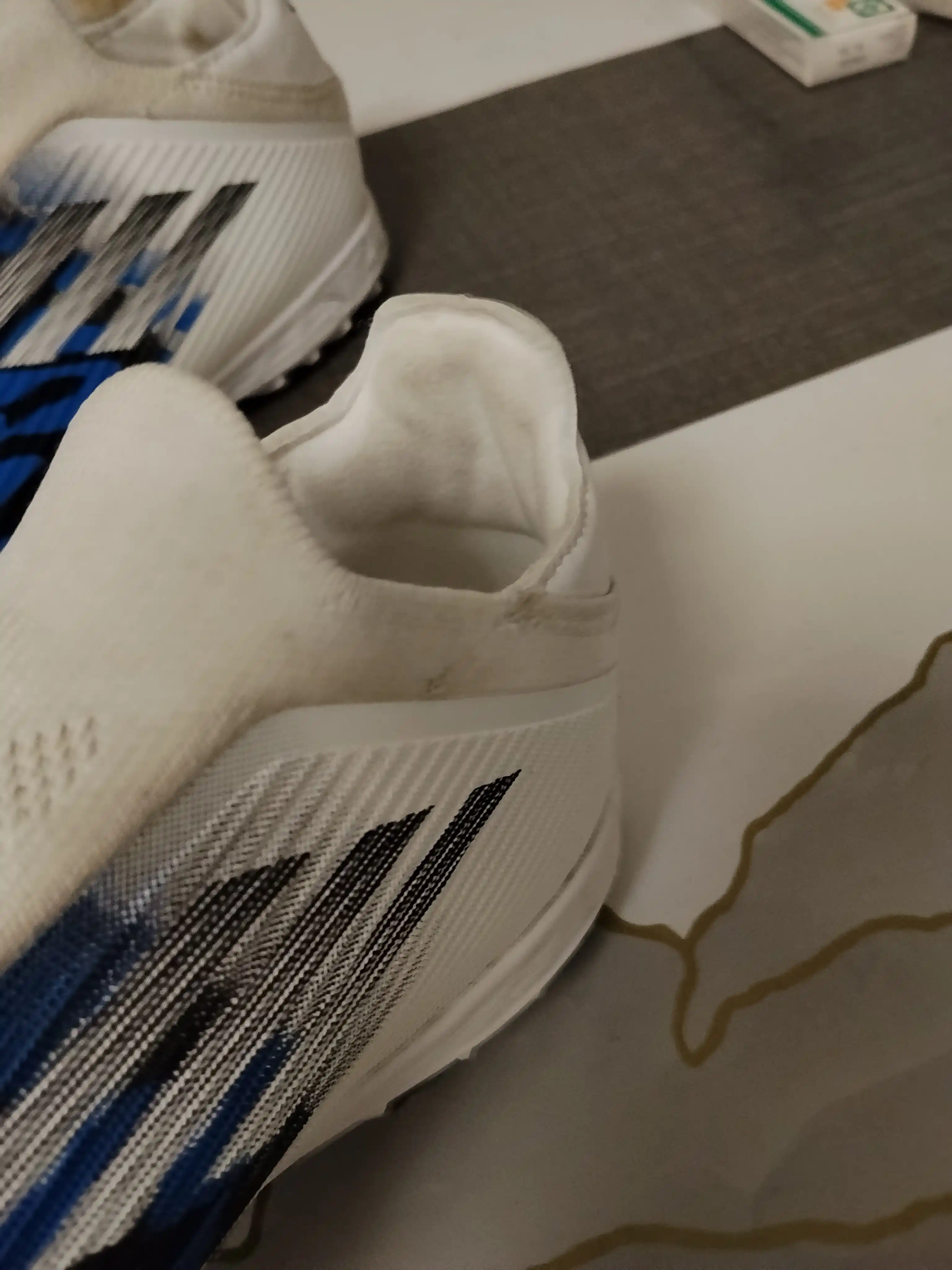 F50 New Design futbol butsalari futbol butsilari va sorokonojkalari, erkaklar va o'smirlar