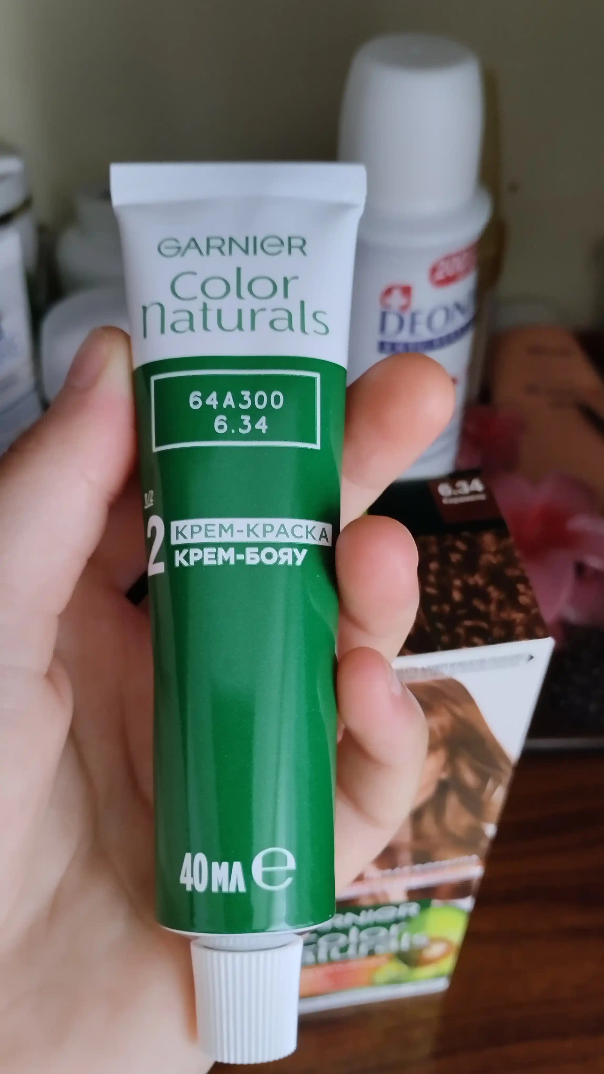 Bardoshli ozuqaviy krem-bo‘yoq Garnier, "Color Naturals" soch turmagi, 6.34 tus, Karamel