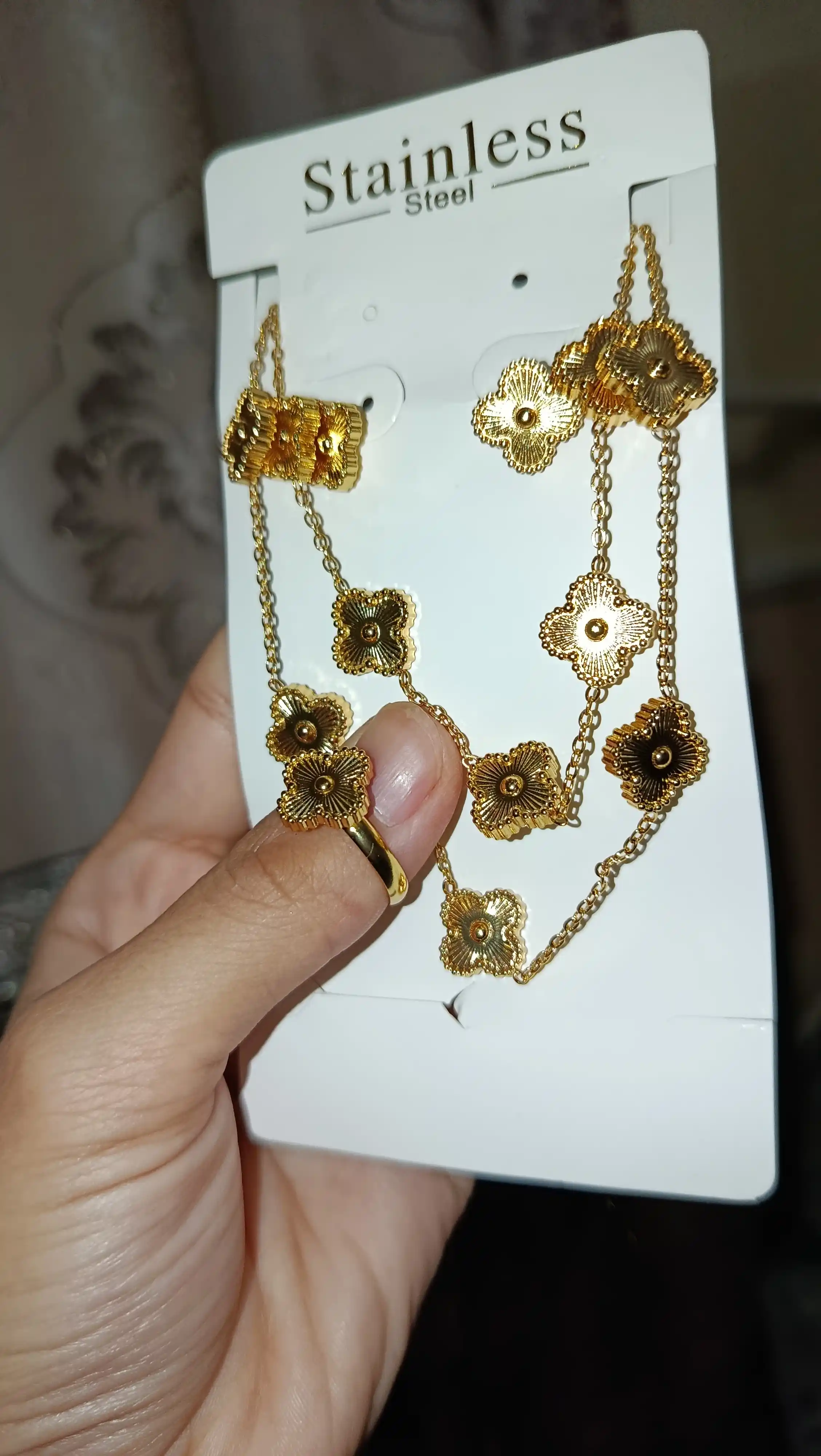 Clever nafis buyumlar to'plami nabor, zanjir, braslet, zirak va uzuk, Van Cleef uslubida