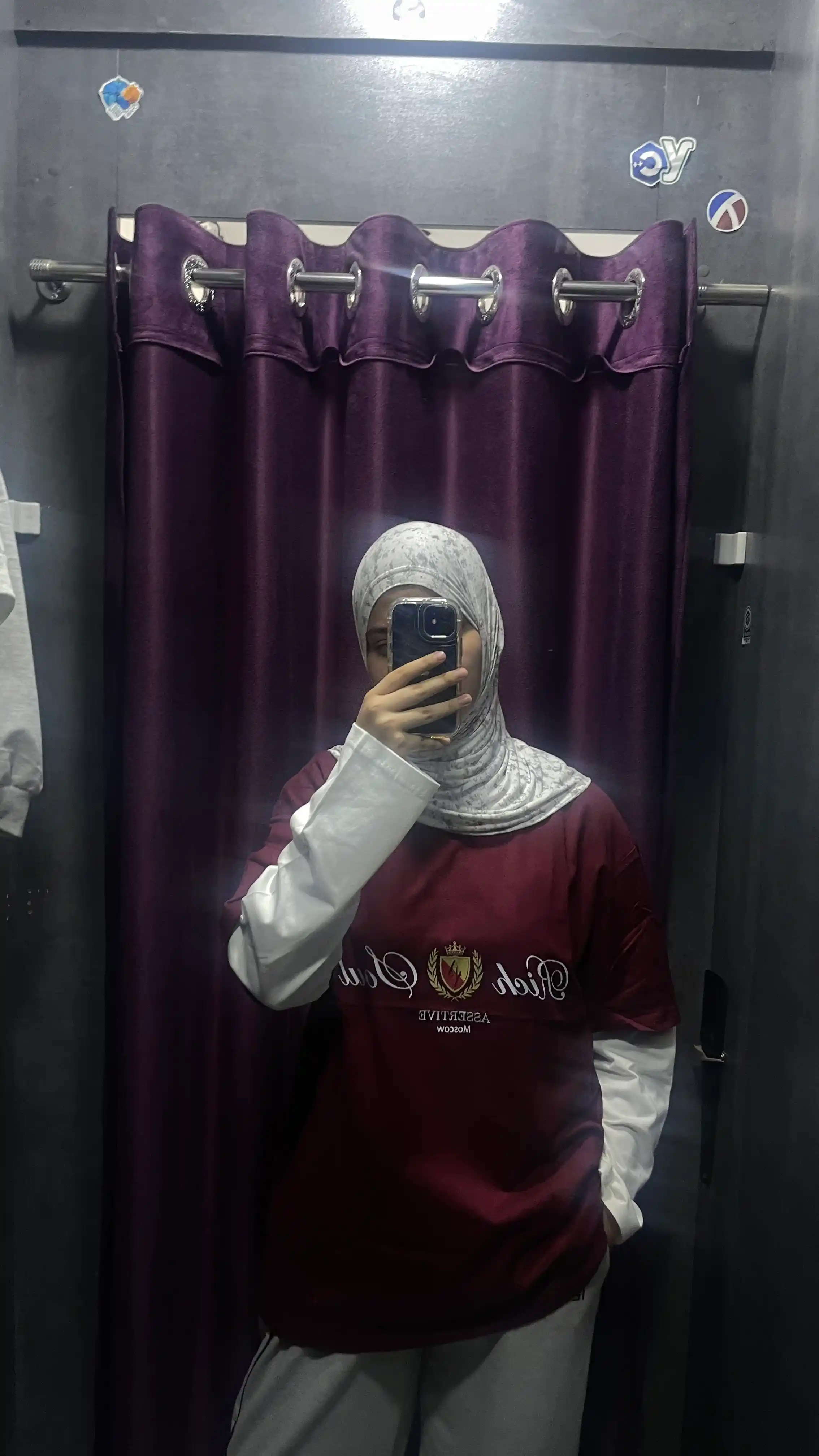 Ayollar oversize futbolkasi