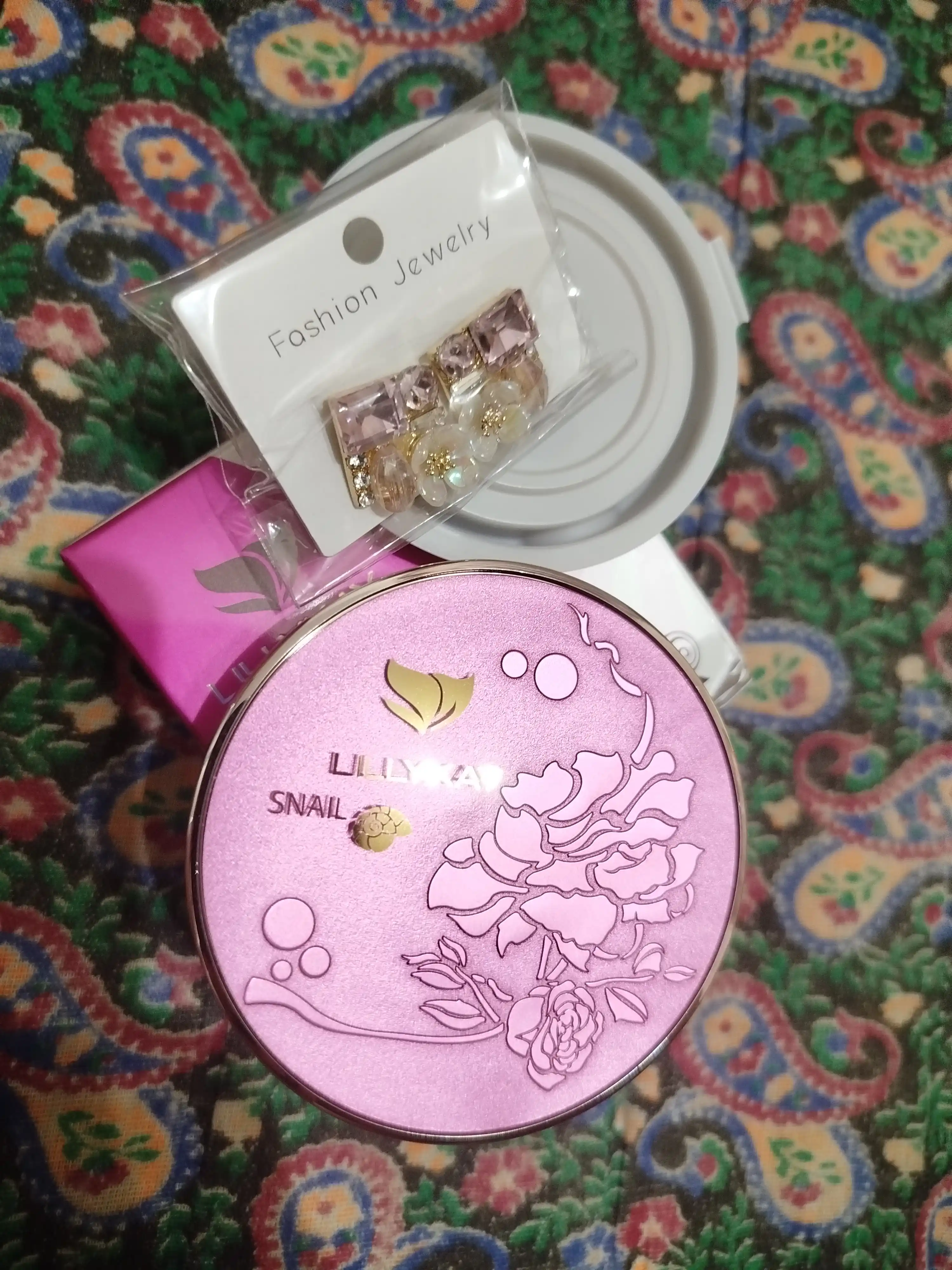 Lillykay Essence Two Way Cake SPF40 PA++ salyangoz mutsinli kompakt pudra