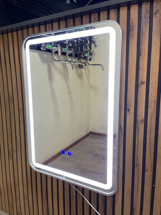 Зеркало для ванной HAYAL LED 50×70 см, сенсорное, с подогревом (Anti Fog), настенное