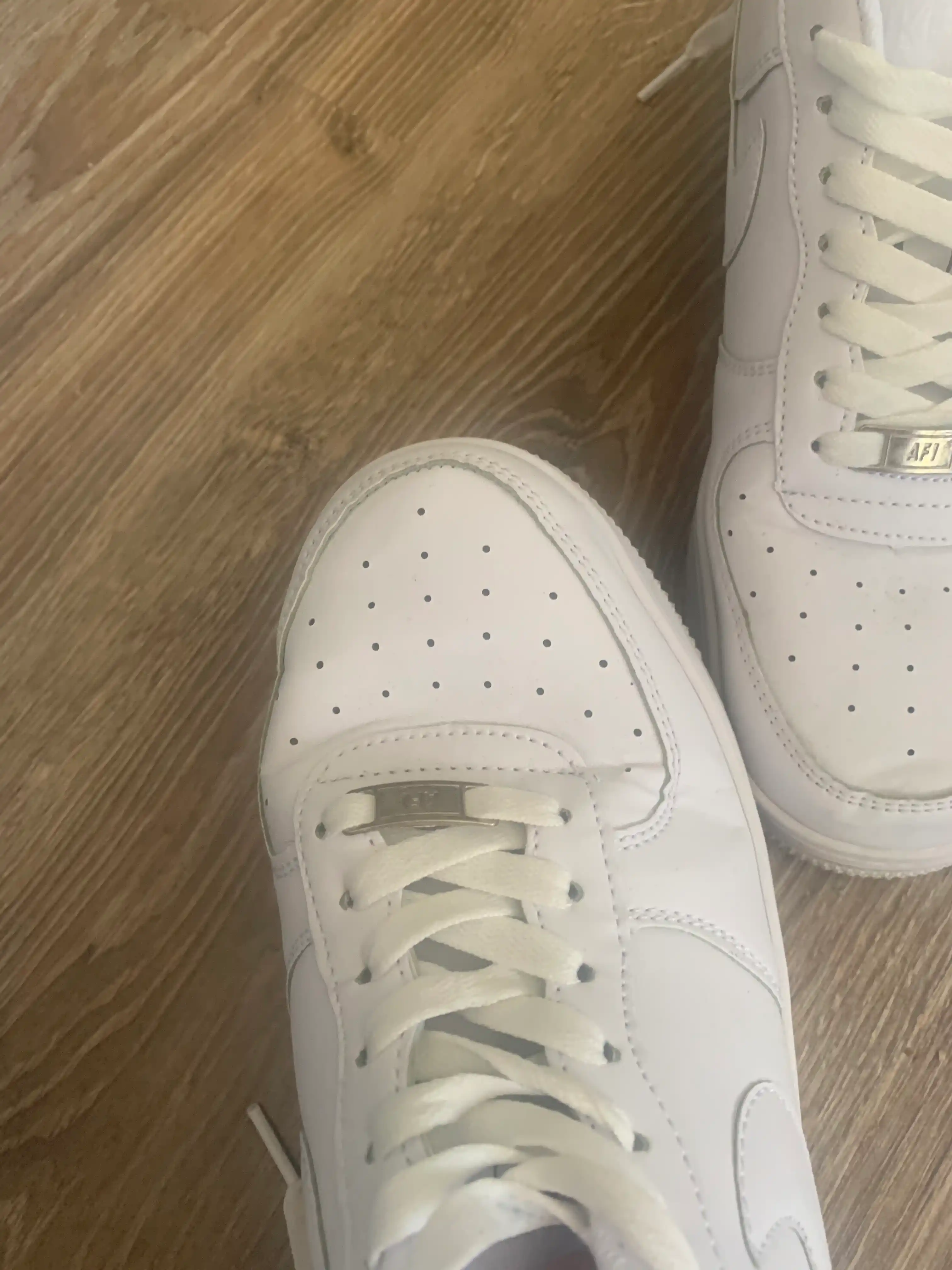 Erkaklar va Ayollar uchun universal sport krossovkalari NIKE AIR FORCE 36-44