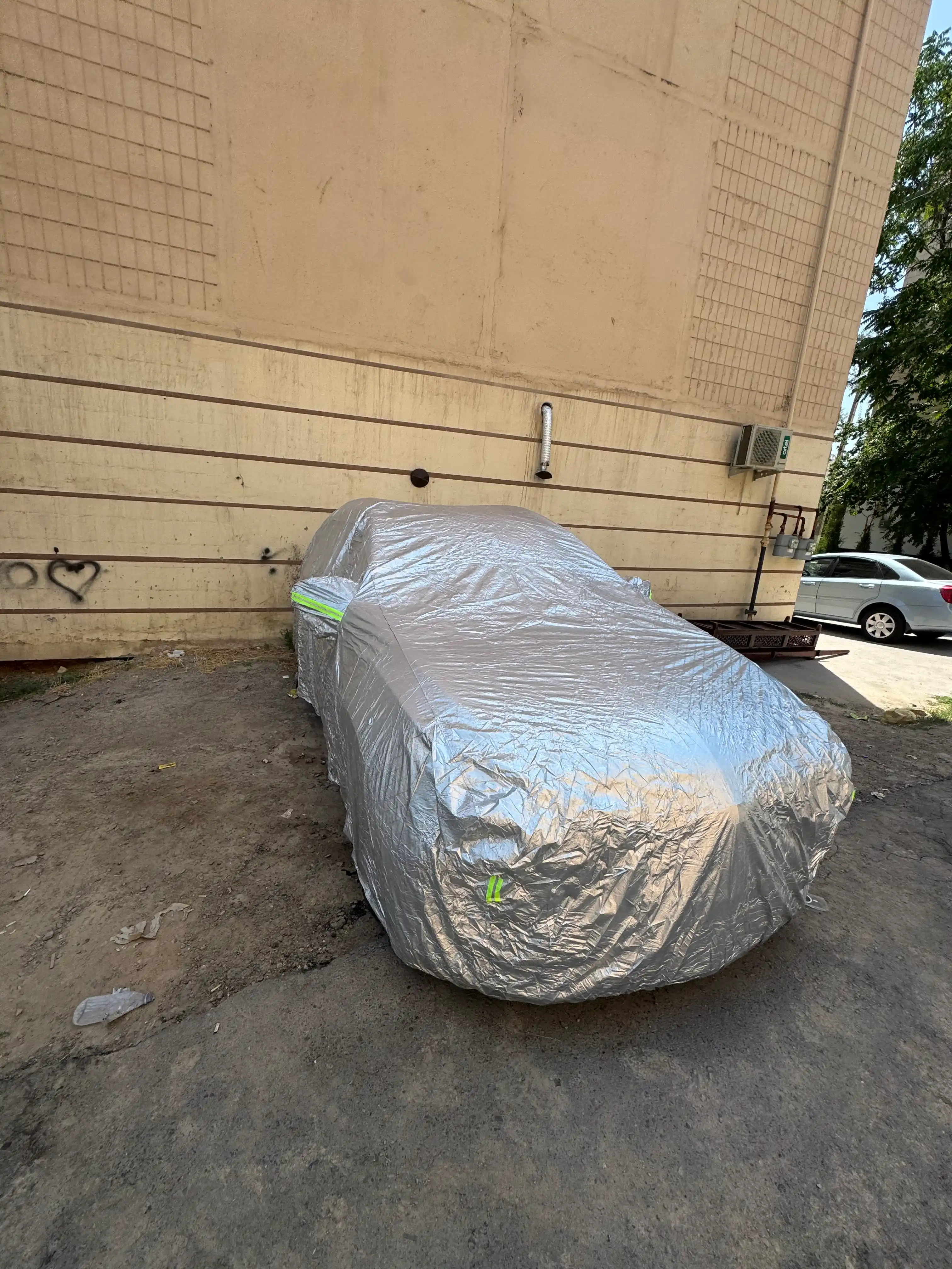 Barcha turdagi avtomobillar uchun himoya qoplama-g'ilofi, tent